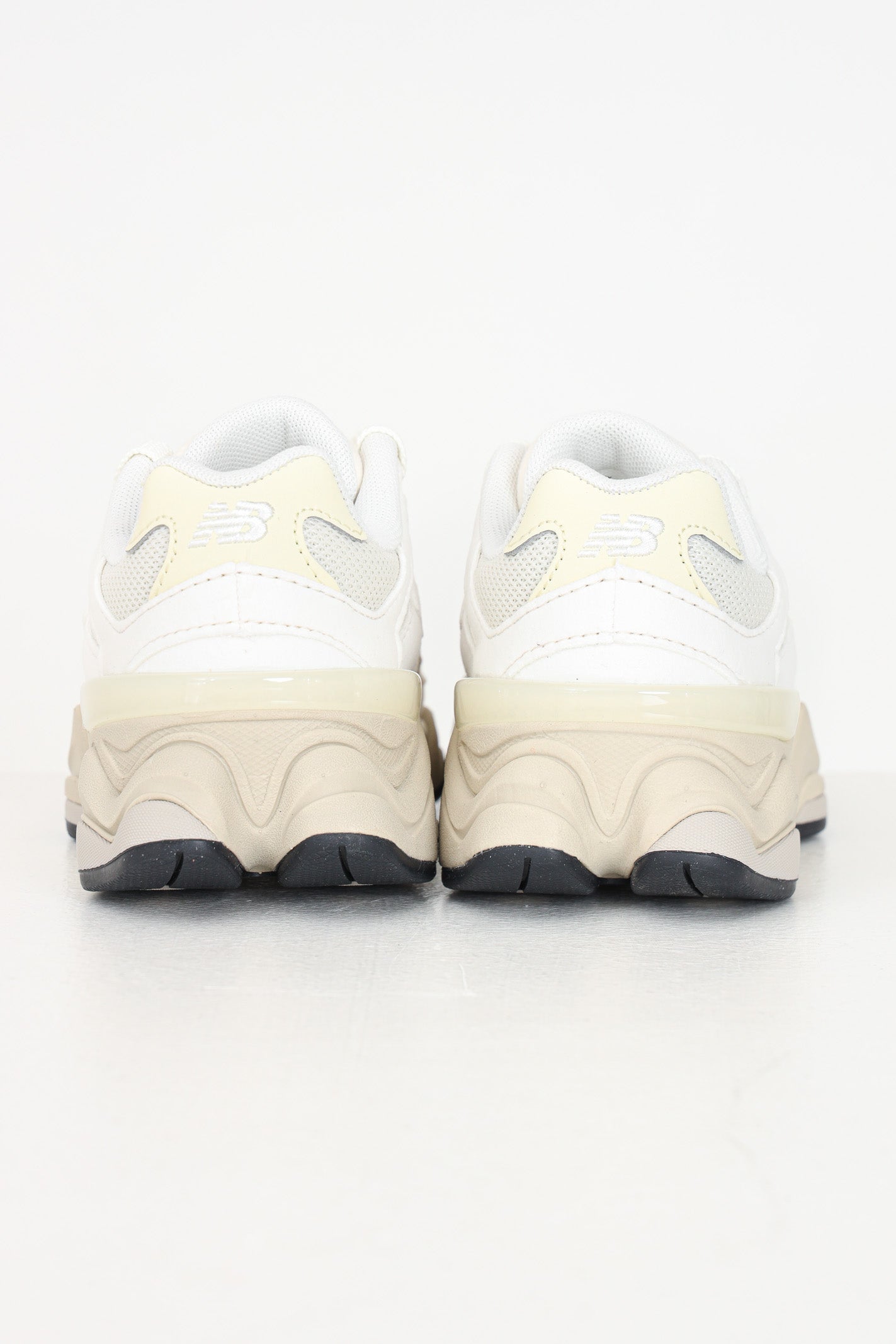 Sneakers 9060 avorio per bambino e bambina PC9060EK . NEW BALANCE