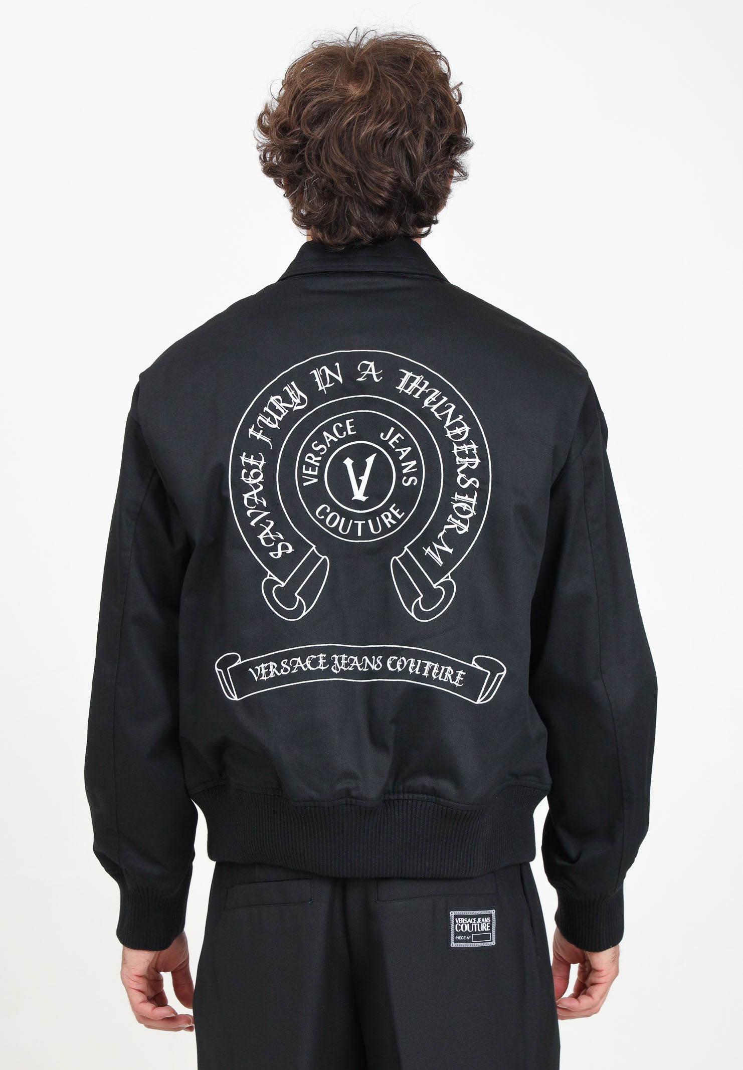 Giubbotto nero da uomo con smanicato rimovibile 77GASD19CN01D 899 VERSACE JEANS COUTURE