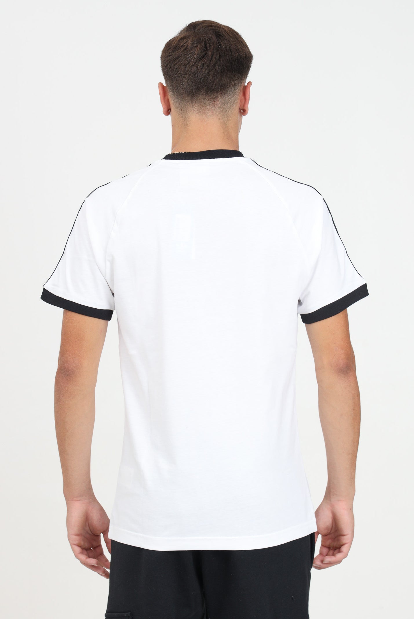 ADIDAS ORIGINALS T-shirt a manica corta Adicolor Classics 3-Stripes bianca da uomo IA4846 . ADIDAS ORIGINALS