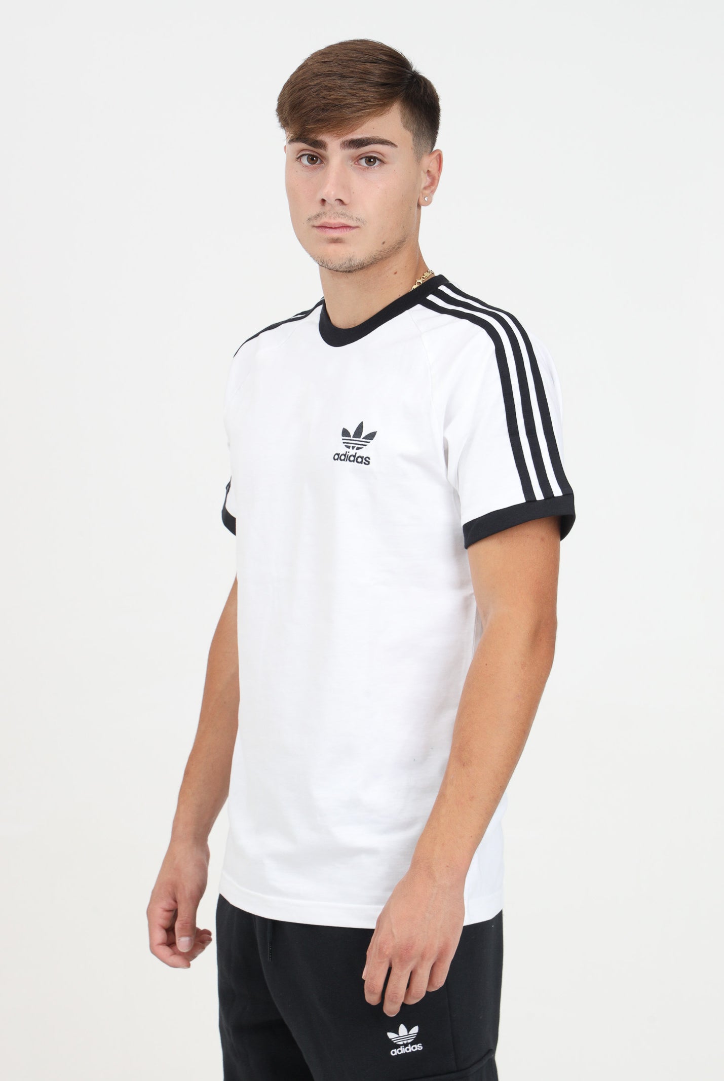 ADIDAS ORIGINALS T-shirt a manica corta Adicolor Classics 3-Stripes bianca da uomo IA4846 . ADIDAS ORIGINALS