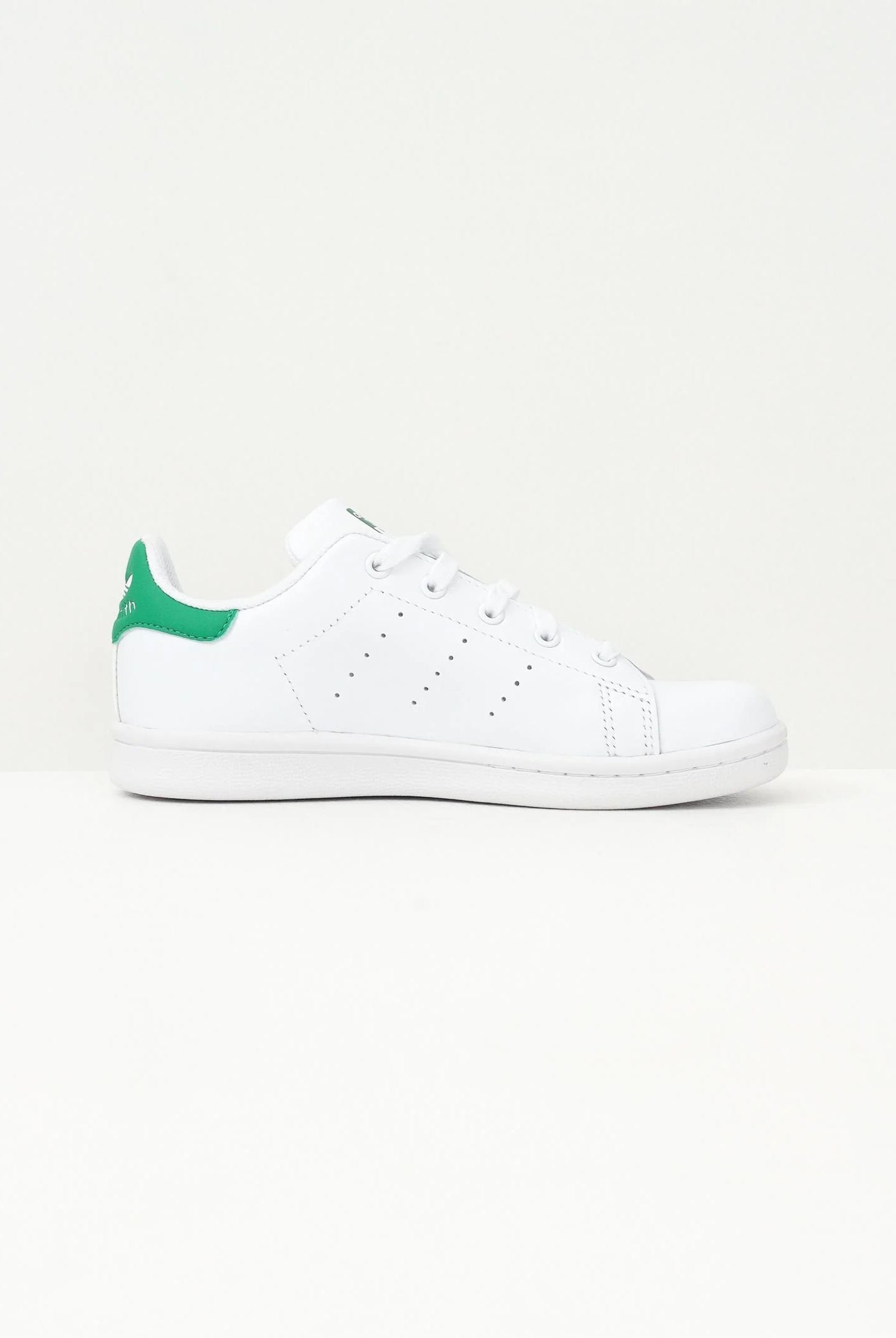 ADIDAS ORIGINALS Sneakers Stan Smith bianche per uomo e donna JP9710 . ADIDAS ORIGINALS
