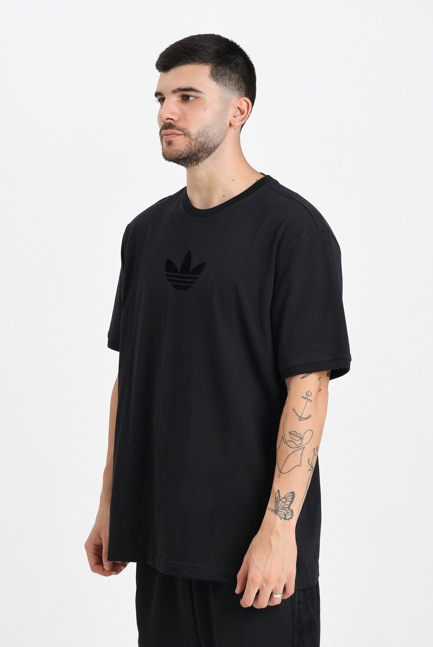 ADIDAS ORIGINALS T-shirt a manica corta Adicolor Loose 2000s Cali nera da uomo JW5913 . ADIDAS ORIGINALS