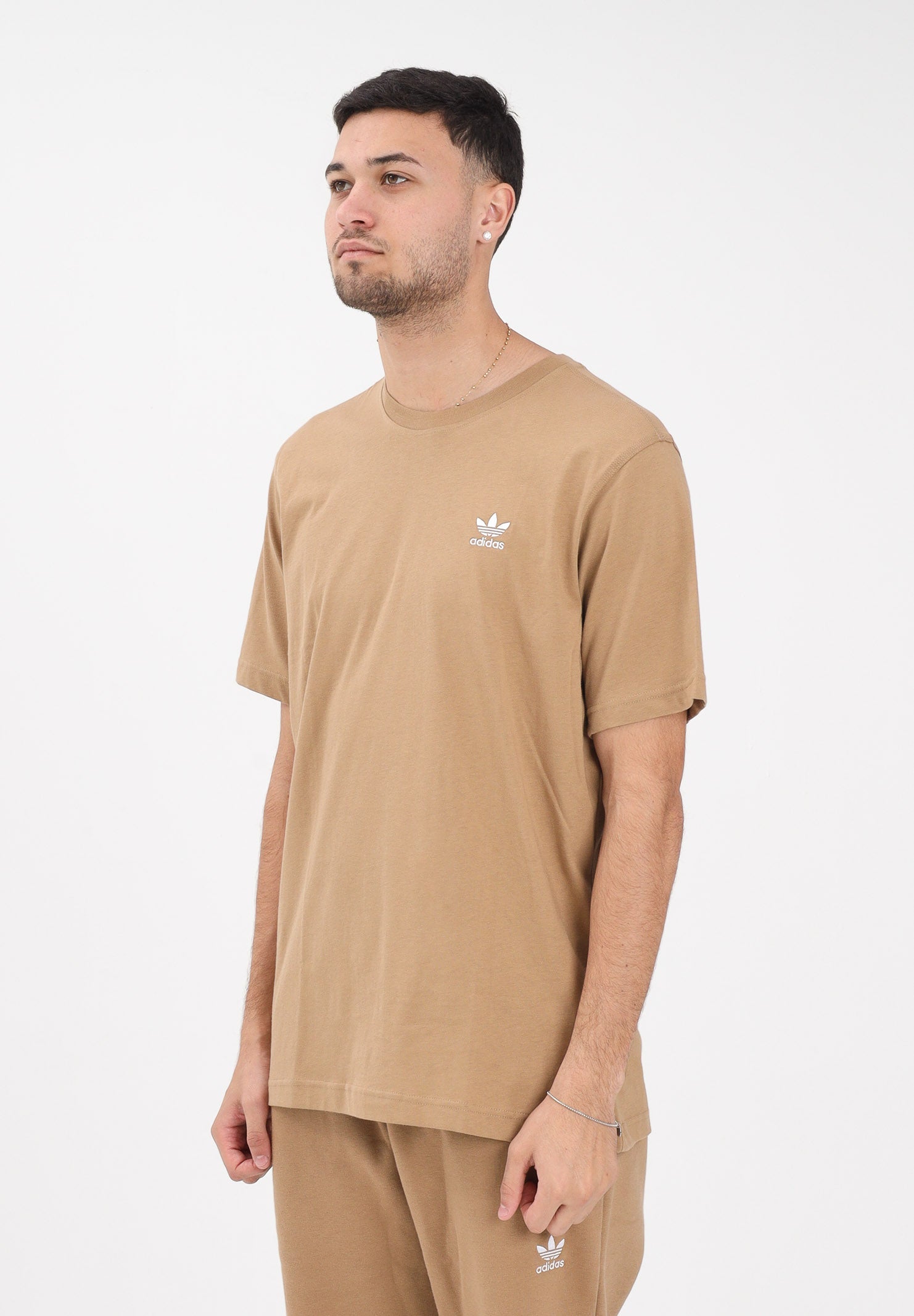 ADIDAS ORIGINALS T-shirt a manica corta Trefoil Essentials beige da uomo JX2824 . ADIDAS ORIGINALS
