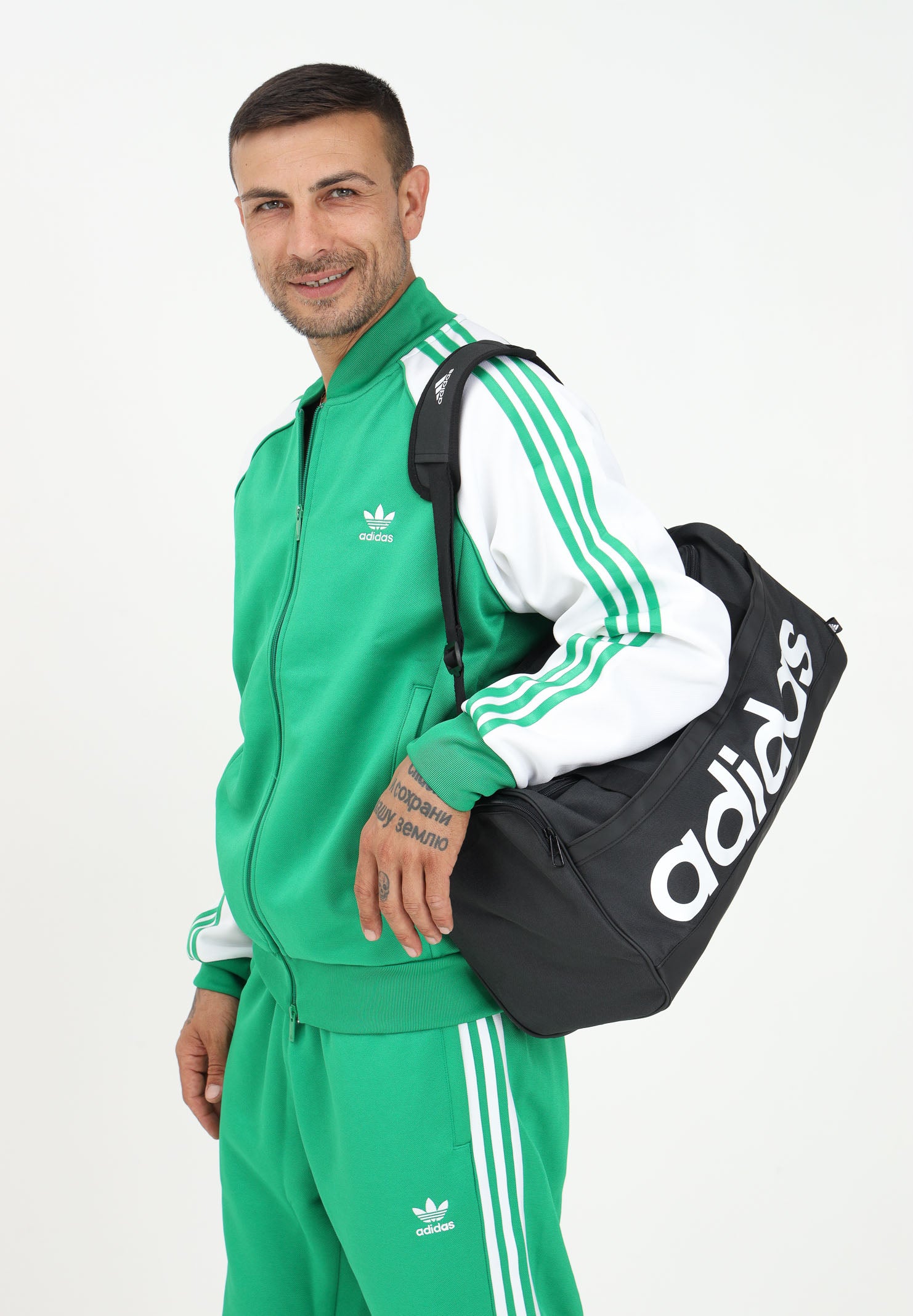 Borsone Essentials nero per uomo e donna HT4742 . ADIDAS PERFORMANCE
