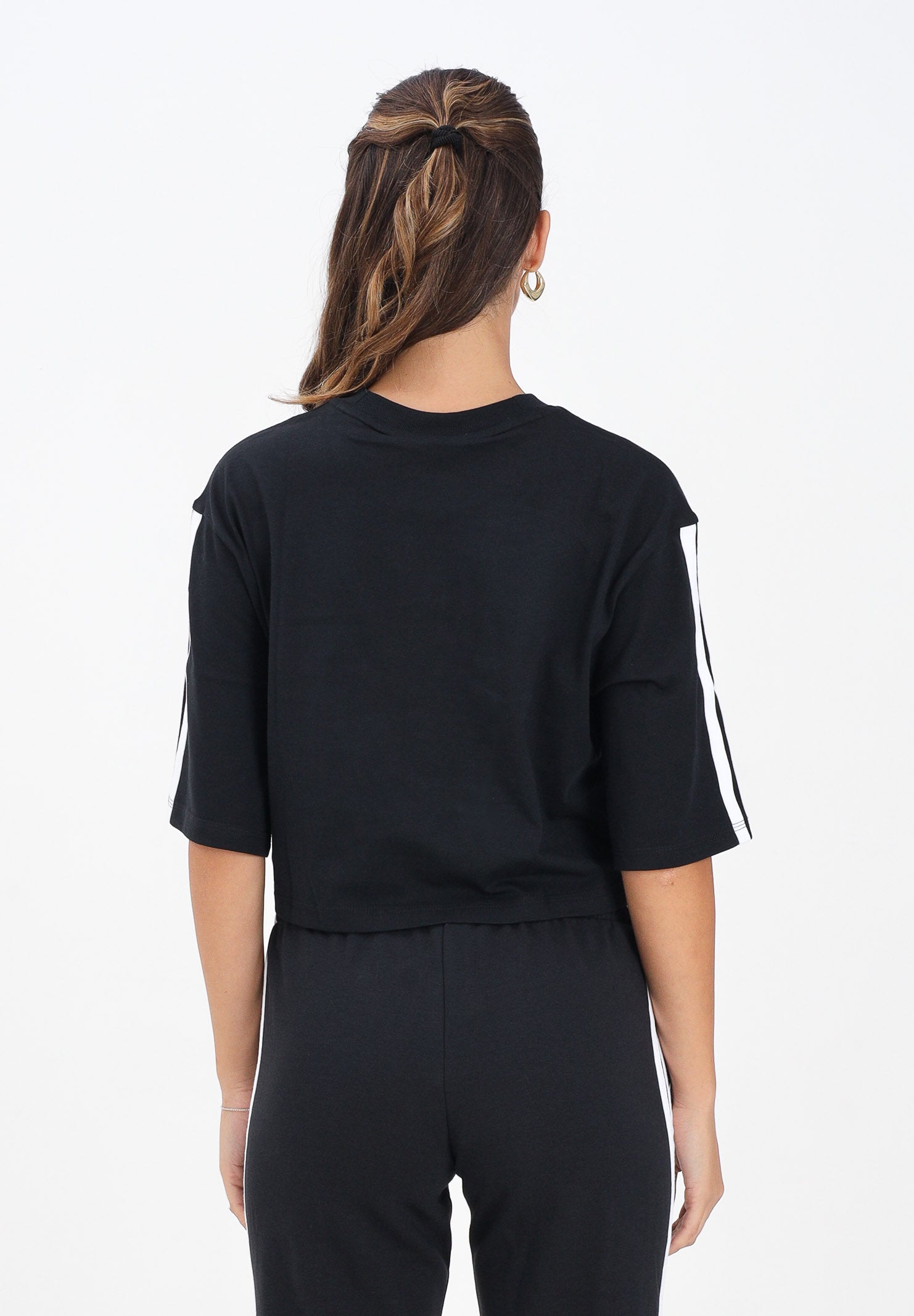 ADIDAS PERFORMANCE T-shirt a manica corta Essentials 3-Stripes nera da donna JD4998 . ADIDAS PERFORMANCE
