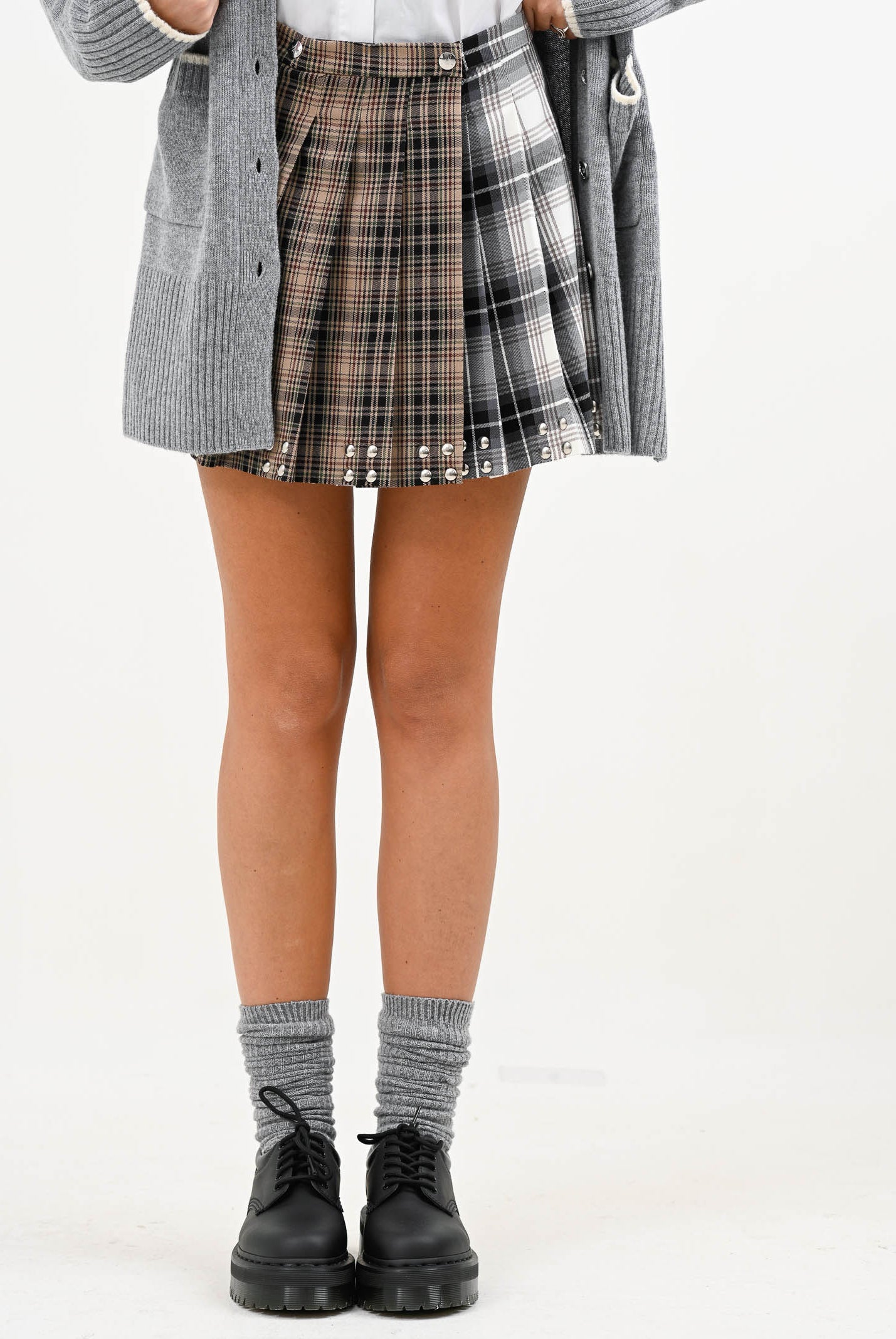 AKEP Gonna corta in tessuto tartan nei toni del beige, nero e bianco da donna GOKD11106 V1 AKEP