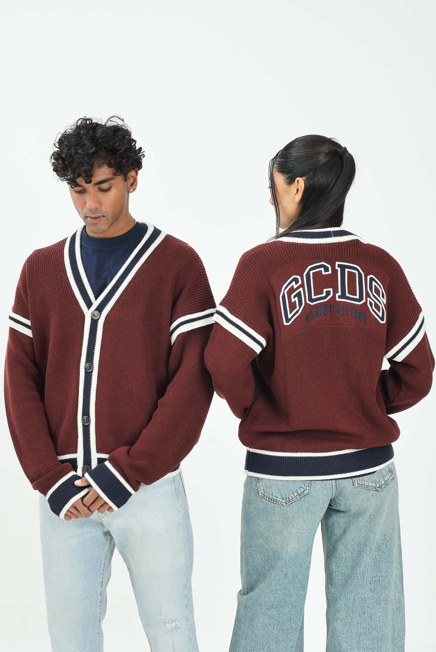 GCDS Cardigan College bordeaux per uomo e donna B2EM1800KI3 49 GCDS