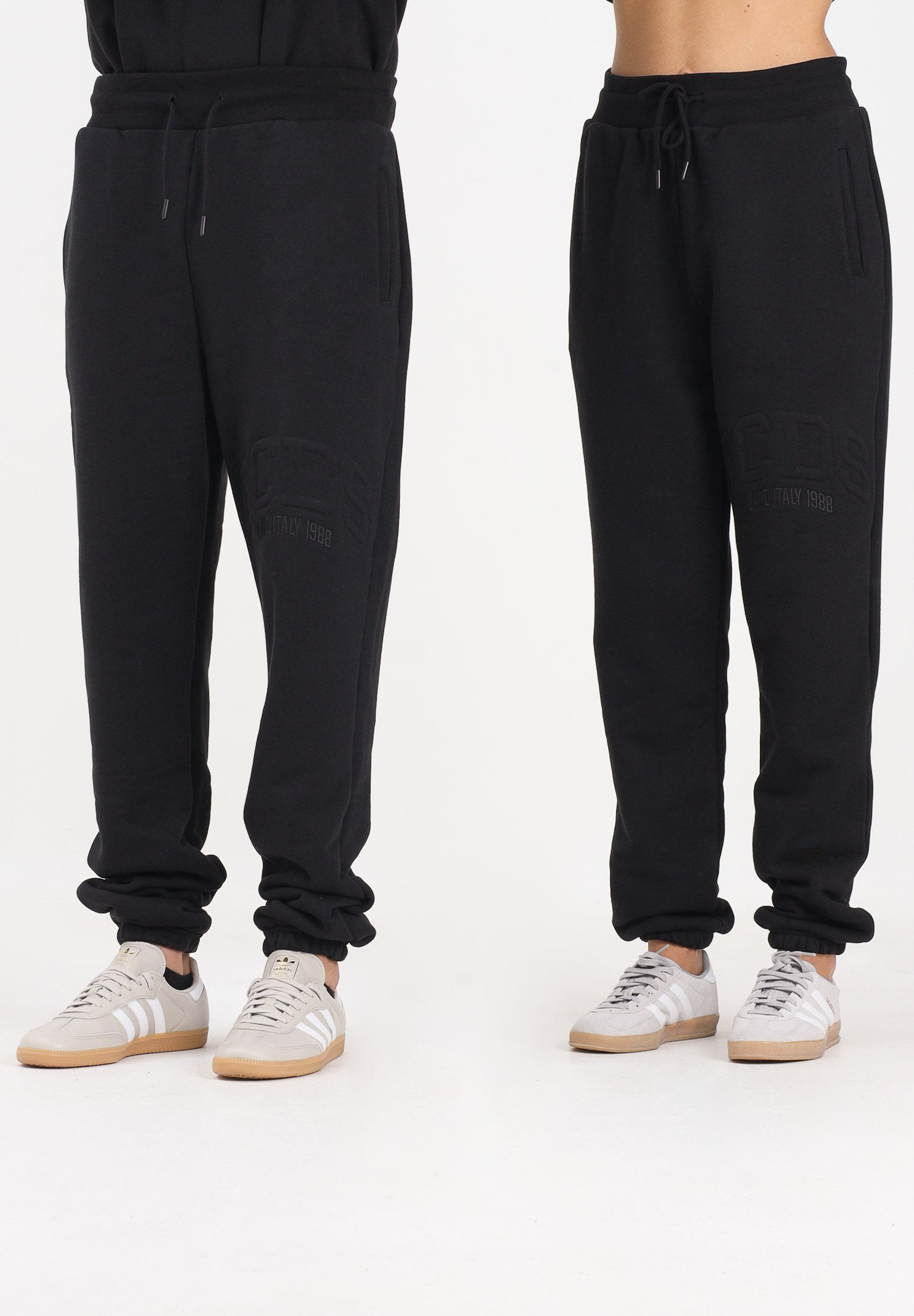 GCDS Pantalone sportivo nero per uomo e donna con logo impresso B2EM3006JD1 99 GCDS