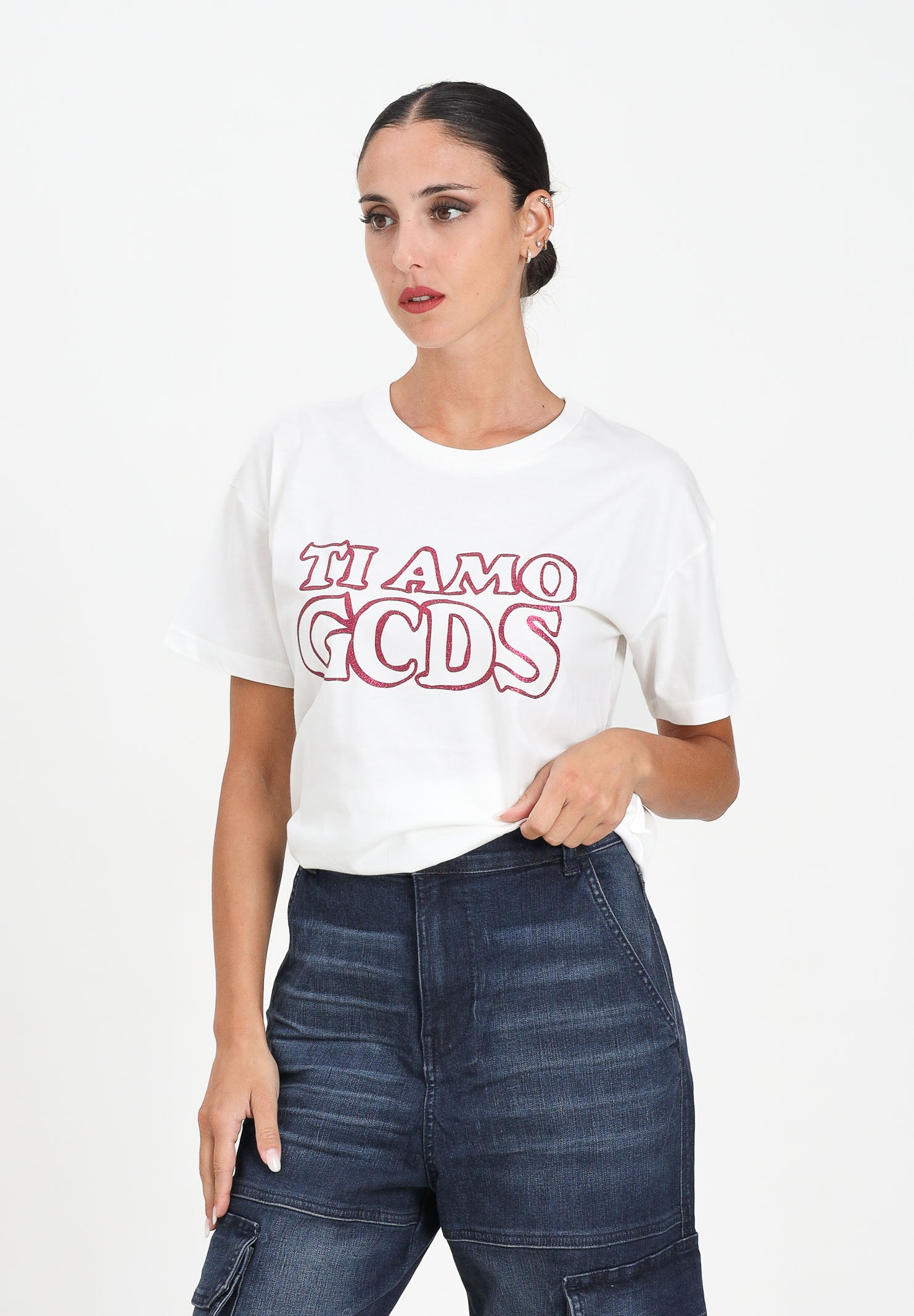 GCDS T-shirt a manica corta bianca per donna e bambina con stampa glitterata TI AMO GCDS B2JW2335BA3 15 GCDS