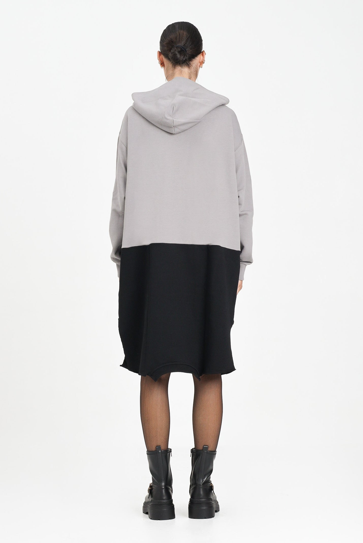 MAISON MARGIELA Abito maxi felpa grigia e nera per donna e ragazze dallo stile re-cut MM6 M60852MM04H M6C37 MAISON MARGIELA