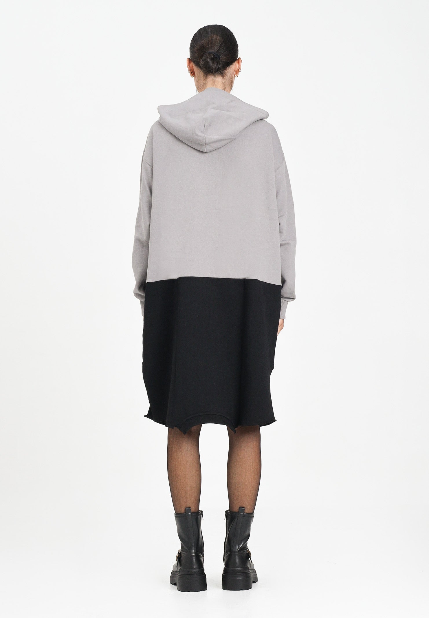 MAISON MARGIELA Abito maxi felpa grigia e nera per donna e ragazze dallo stile re-cut MM6 M60852MM04H M6C37 MAISON MARGIELA