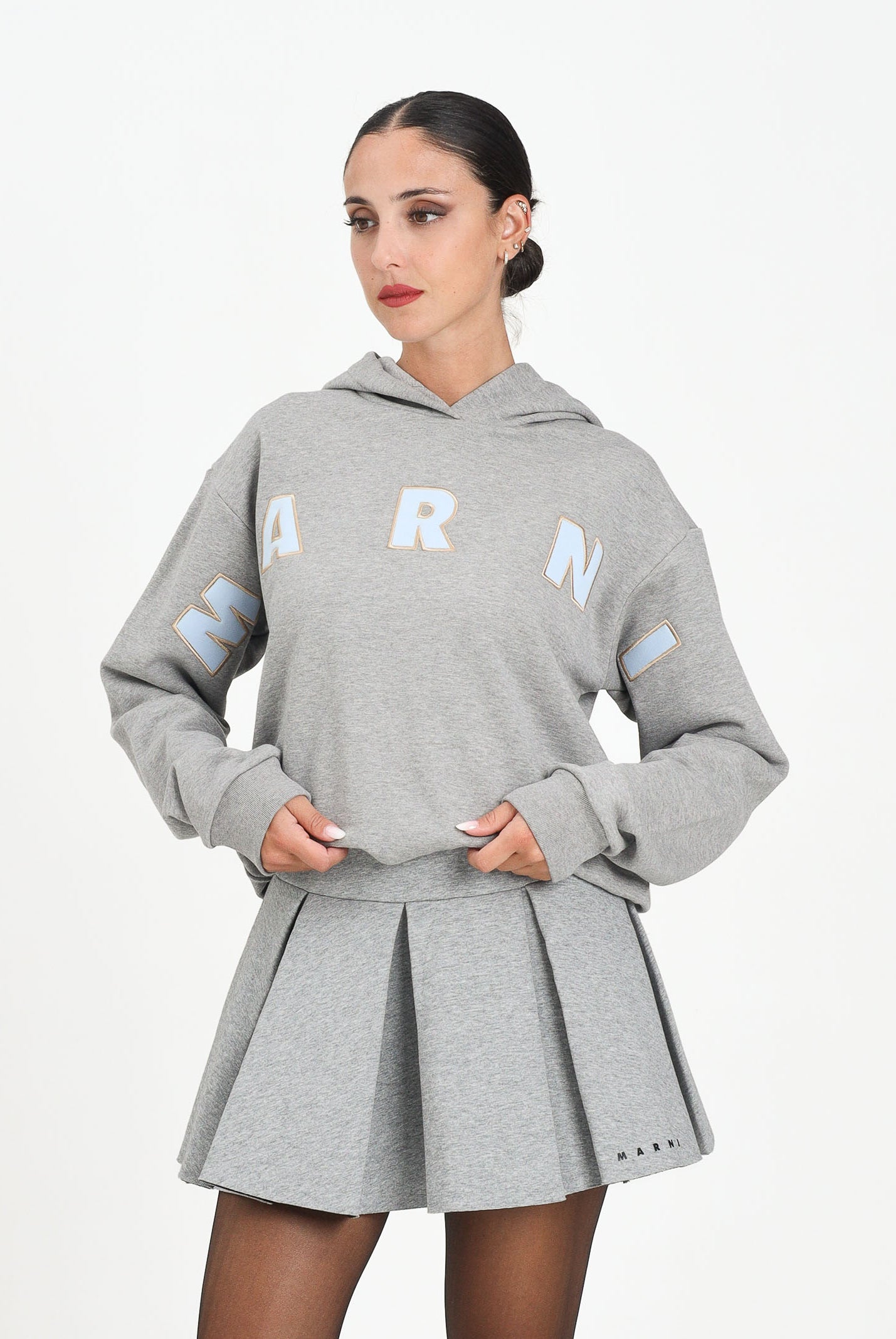 MARNI Felpa con cappuccio grigia per donna, ragazzi e bambini rifinita da logo Patch Marni ricamato M01266M00V0 0M923 MARNI