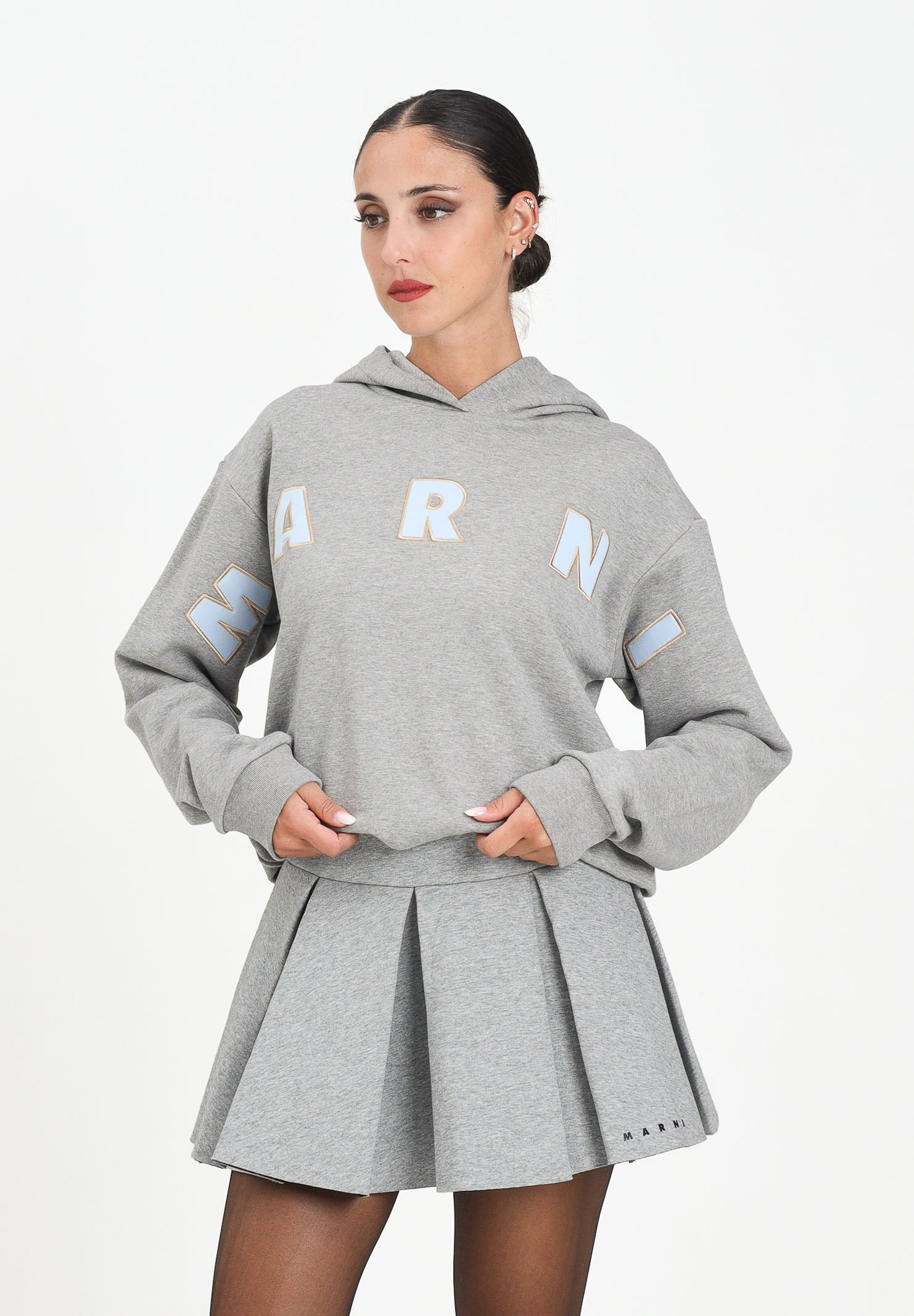 MARNI Felpa con cappuccio grigia per donna, ragazzi e bambini rifinita da logo Patch Marni ricamato M01266M00V0 0M923 MARNI