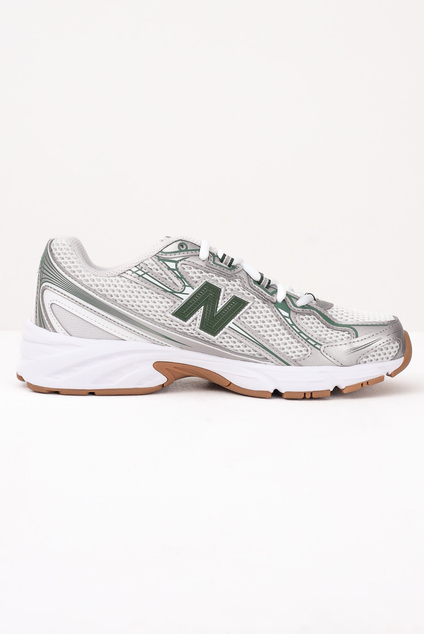 NEW BALANCE Sneakers 740 BUNGEE bianca e verde per uomo e donna GR740SF . NEW BALANCE
