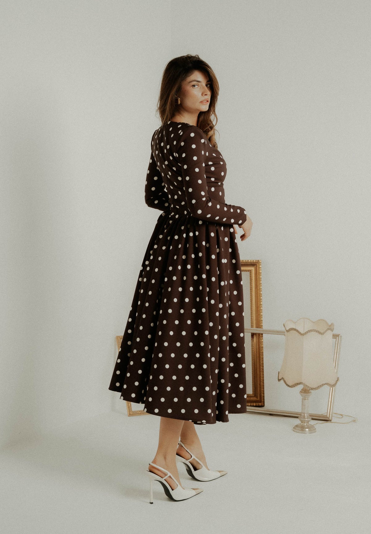 SANTAS Abito midi DOUCEUR marrone da donna con pois panna PV2603 POPA SANTAS