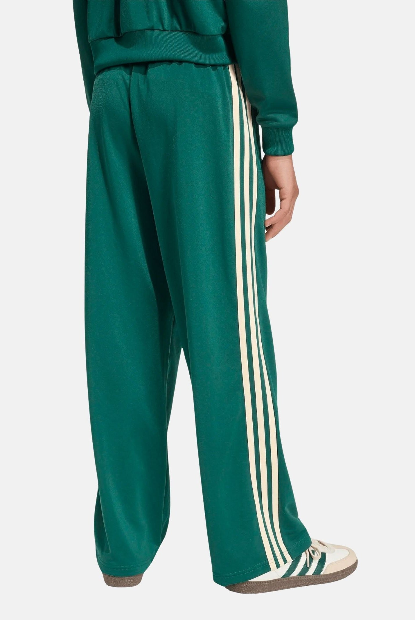ADIDAS ORIGINALS Pantaloni FIREBIRD LOOSE verde per uomo e donna con logo Trifoglio ricamato. HZ6656 . ADIDAS ORIGINALS