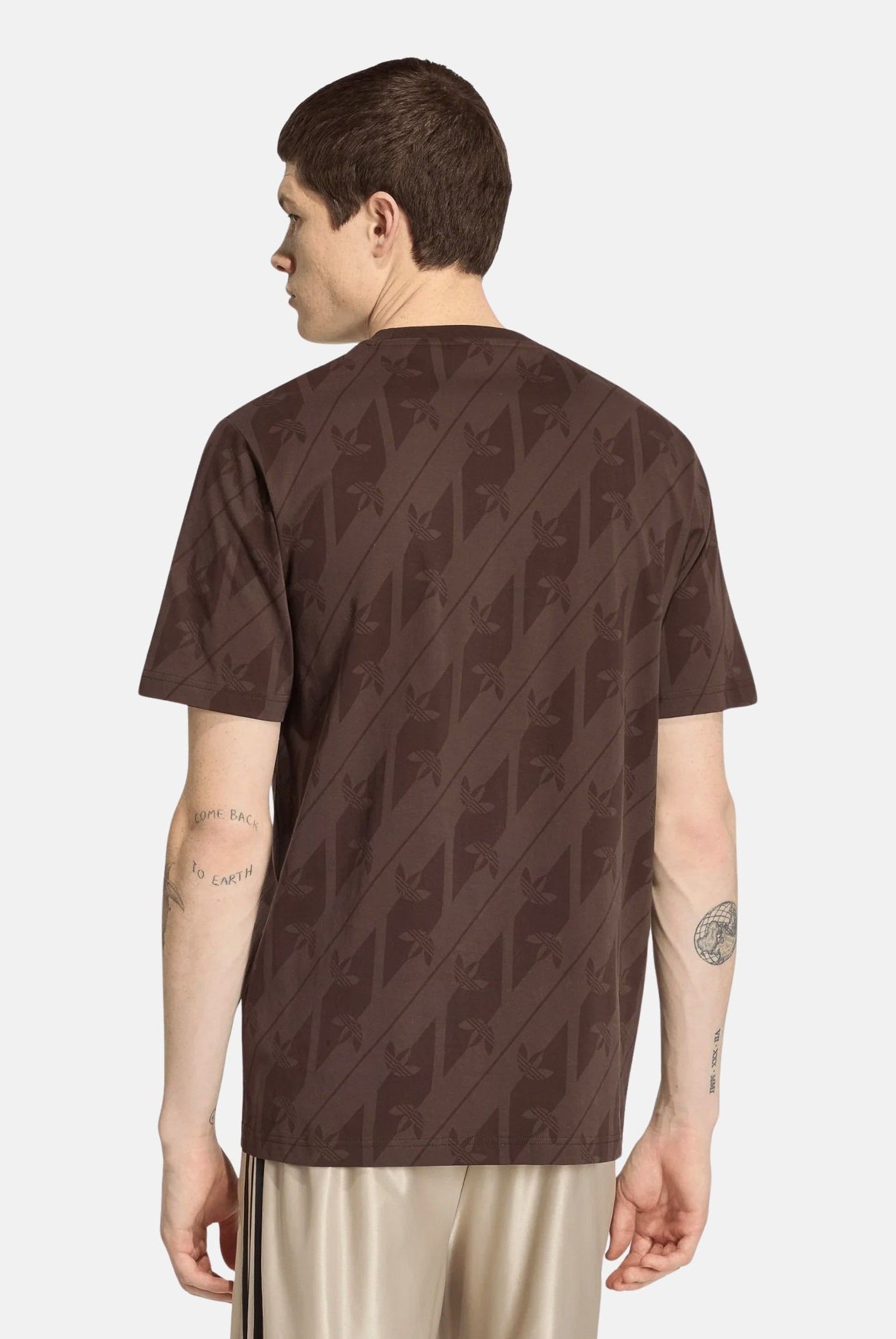 ADIDAS ORIGINALS T-shirt MONOGRAM AOP Aurora Coffee da uomo IA4531 . ADIDAS ORIGINALS