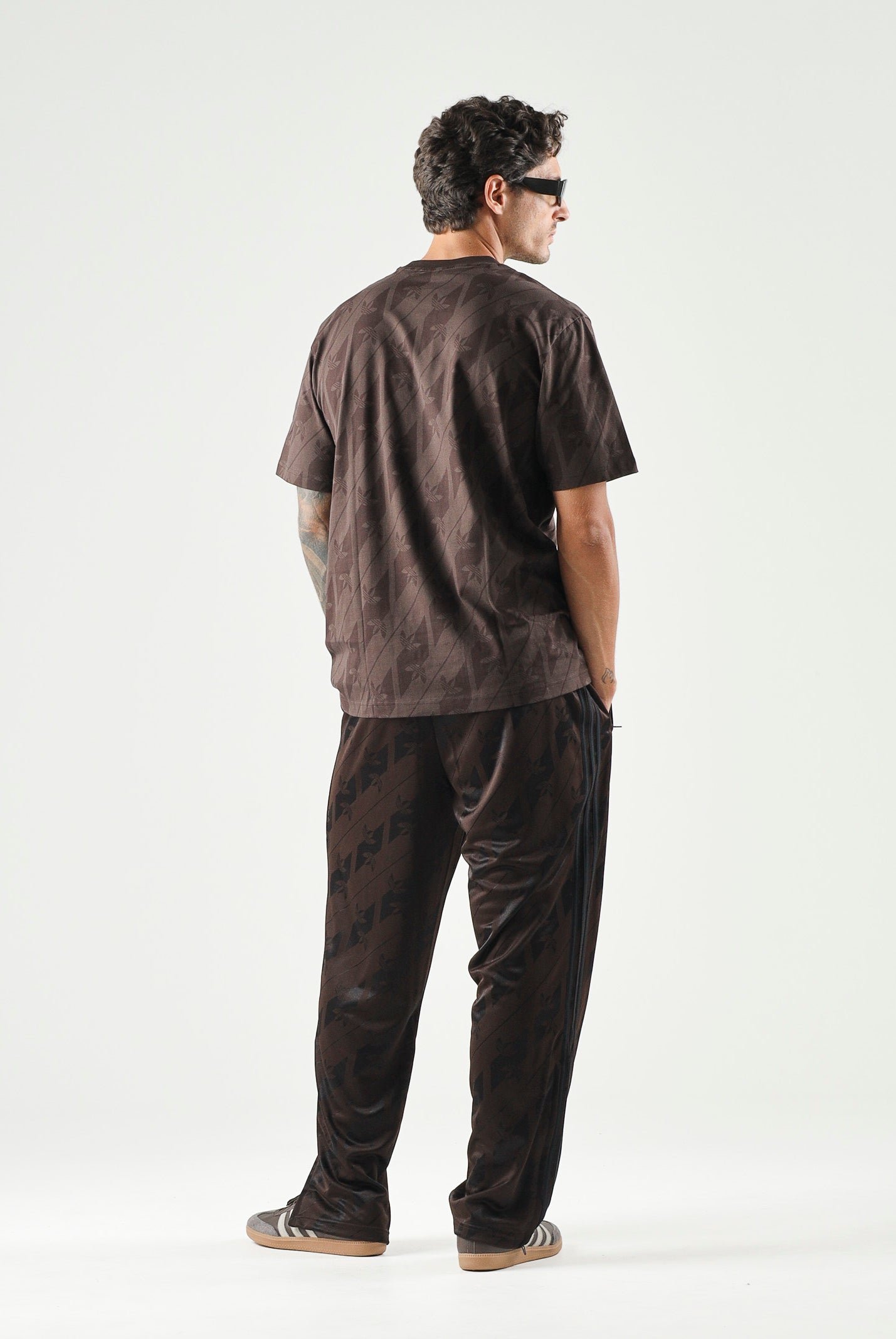 ADIDAS ORIGINALS T-shirt MONOGRAM AOP Aurora Coffee da uomo IA4531 . ADIDAS ORIGINALS