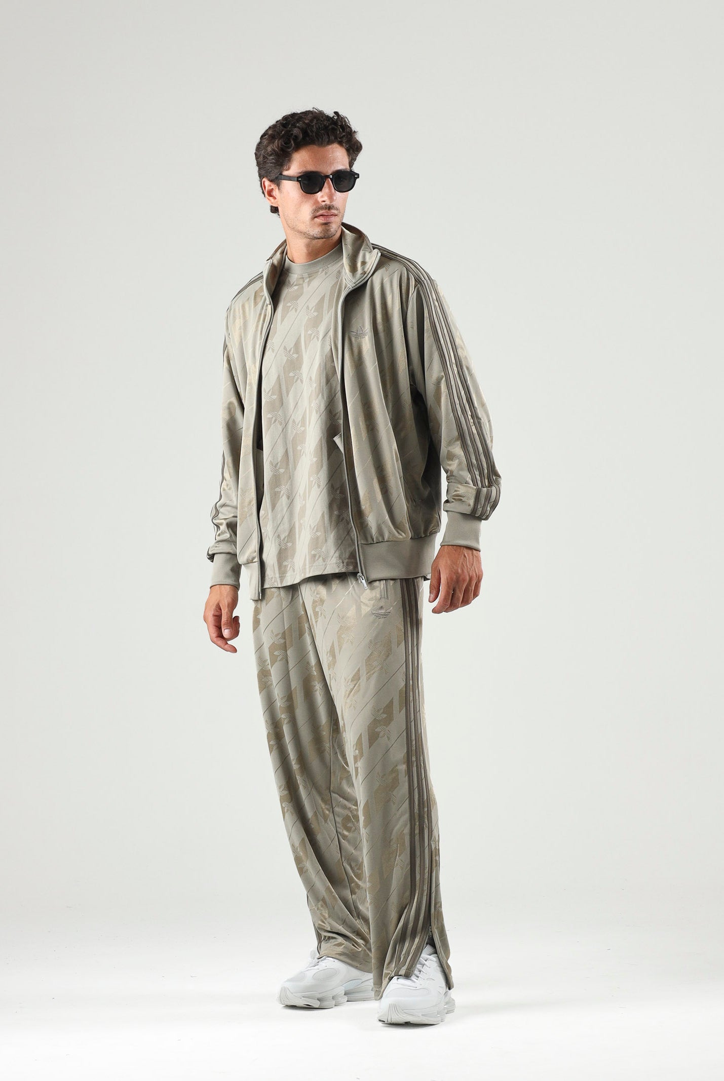 ADIDAS ORIGINALS Pantaloni TRACK PANTS MONOGRAM beige da uomo IA4541 . ADIDAS ORIGINALS