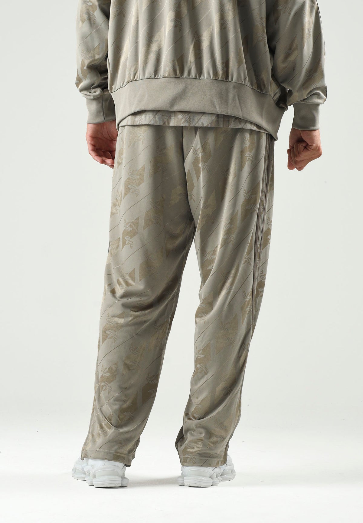ADIDAS ORIGINALS Pantaloni TRACK PANTS MONOGRAM verde da uomo IA4541 . ADIDAS ORIGINALS