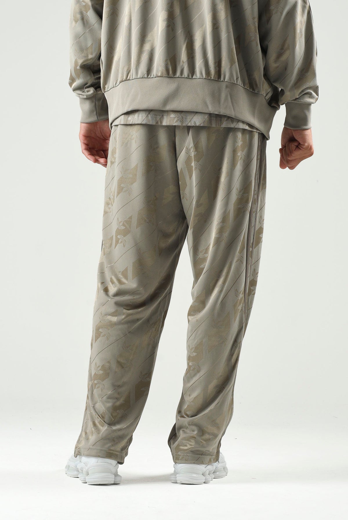 ADIDAS ORIGINALS Pantaloni TRACK PANTS MONOGRAM verde da uomo IA4541 . ADIDAS ORIGINALS