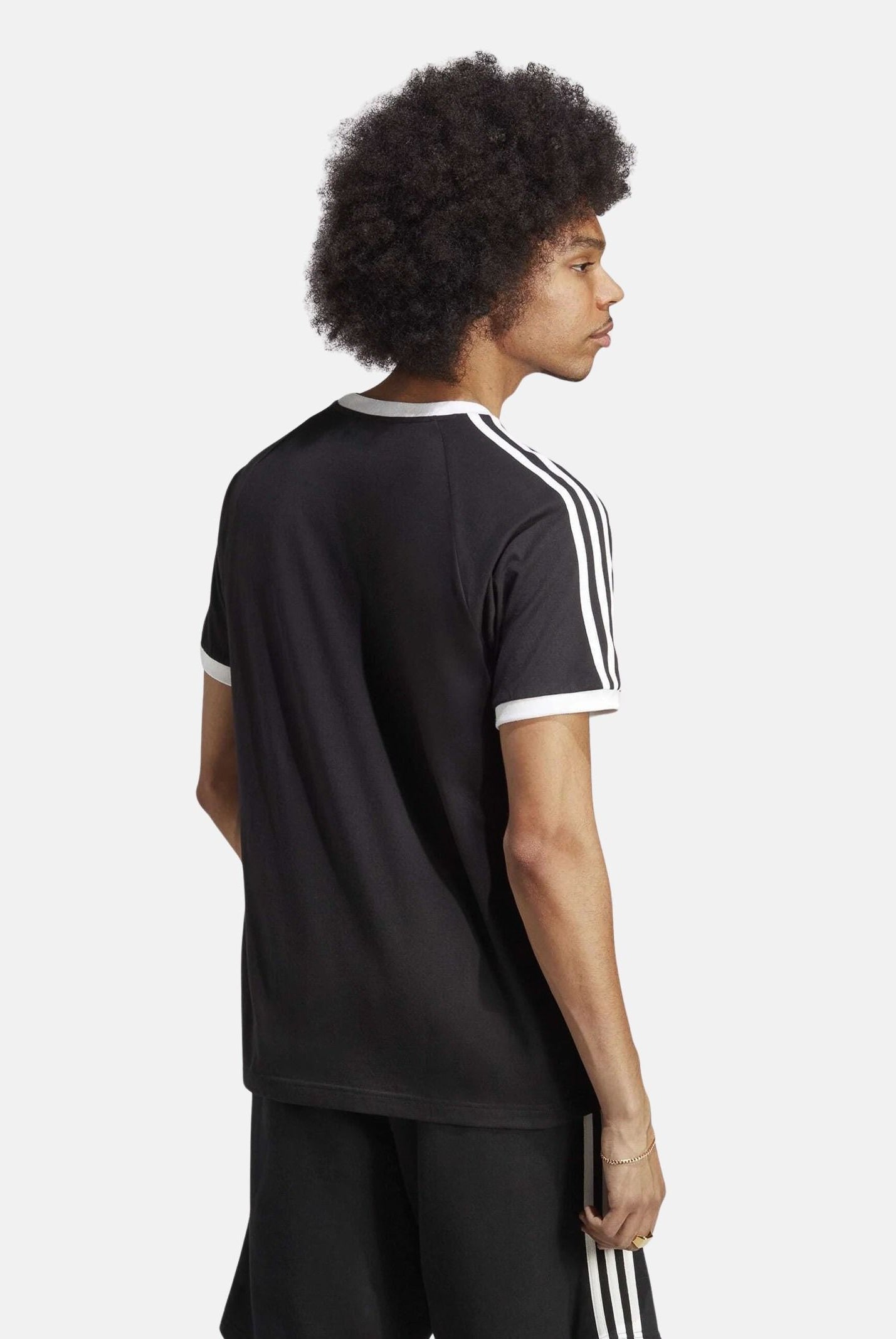 ADIDAS ORIGINALS T-shirt ADICOLOR CLASSIC nera da uomo, 3-Stripes IA4845 . ADIDAS ORIGINALS