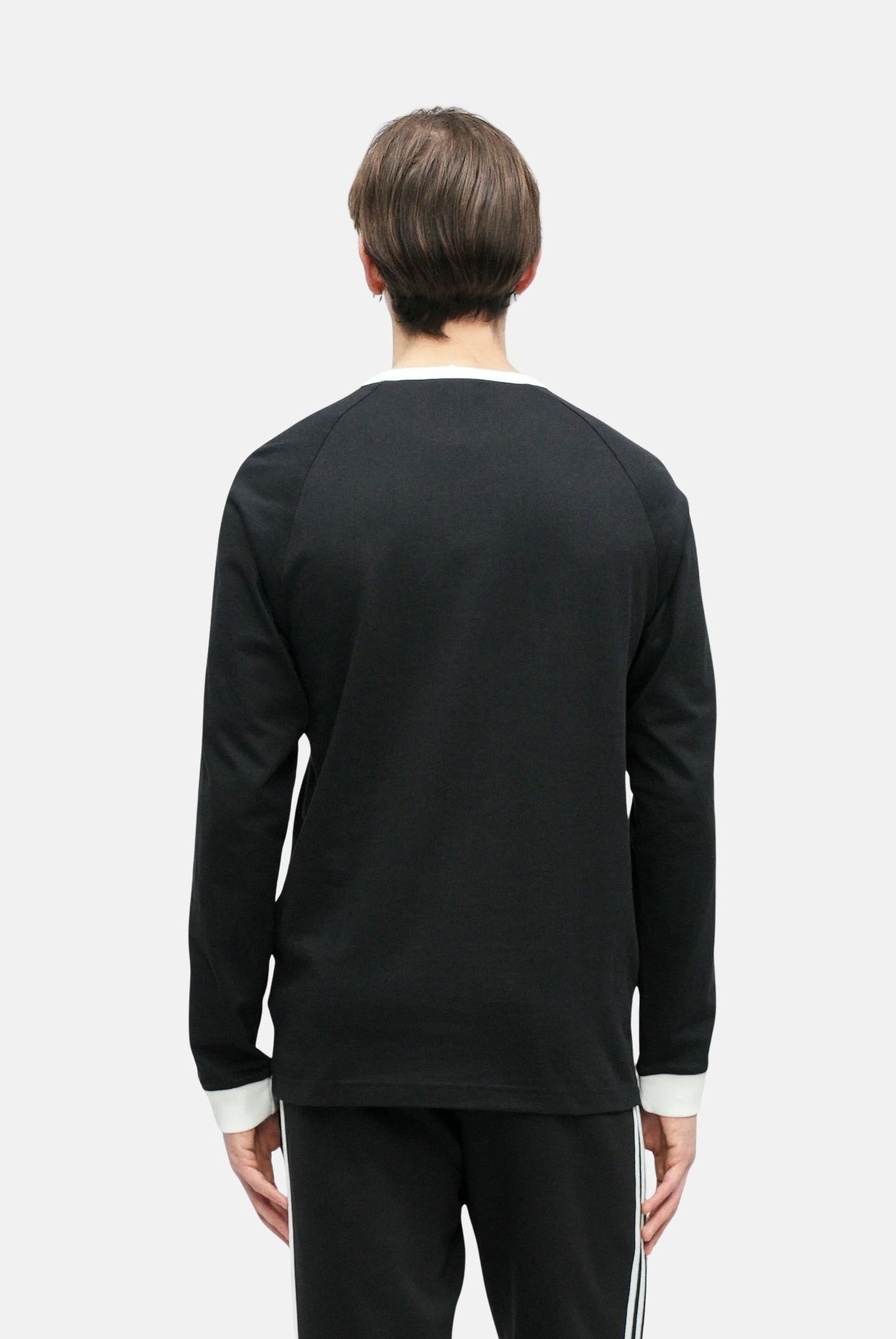 ADIDAS ORIGINALS T-shirt ADICOLOR CLASSIC a manica lunga nera da uomo, 3-Stripes IA4877 . ADIDAS ORIGINALS