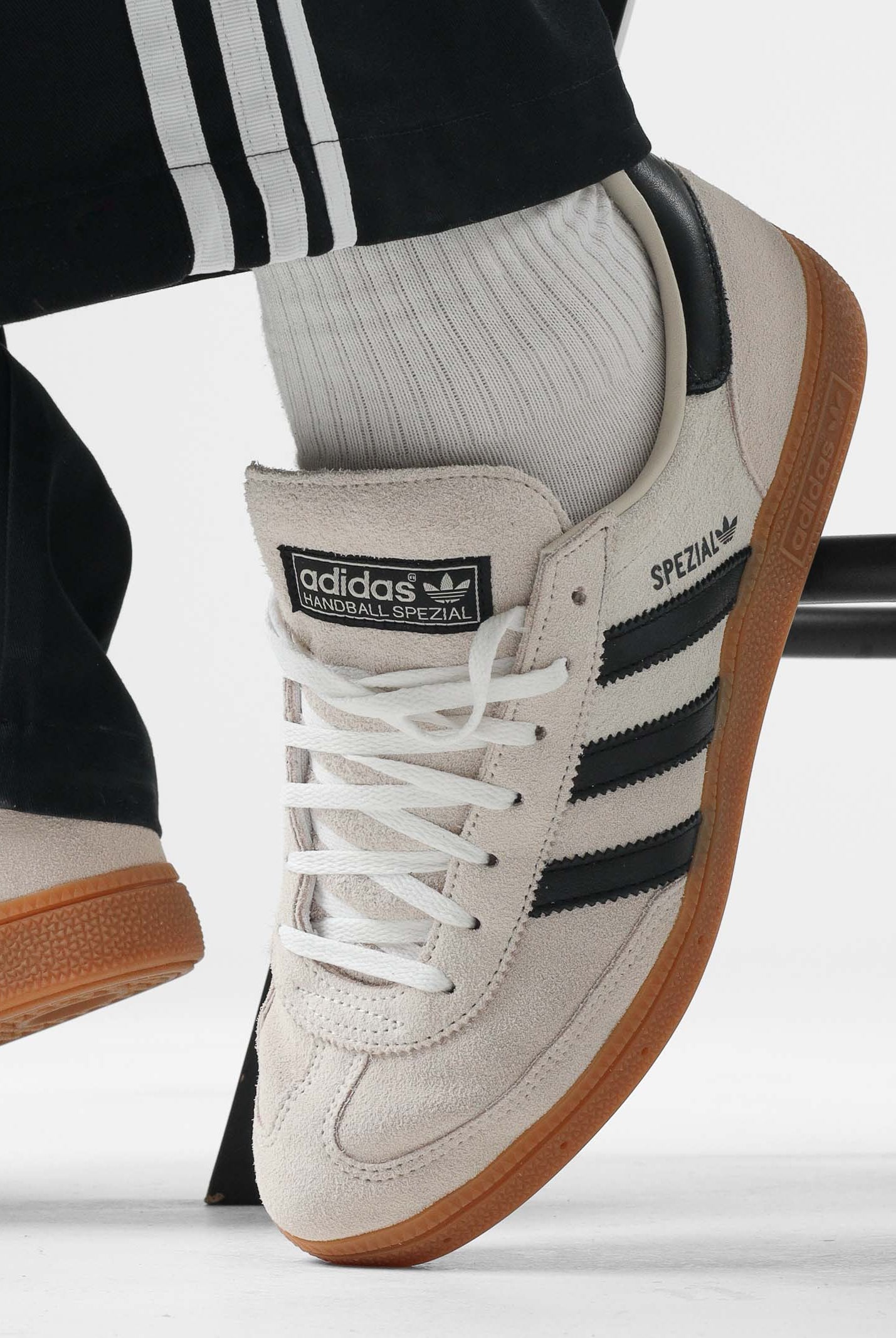 ADIDAS ORIGINALS Sneakers Handball Spezial beige per uomo e donna IF6562 . ADIDAS ORIGINALS
