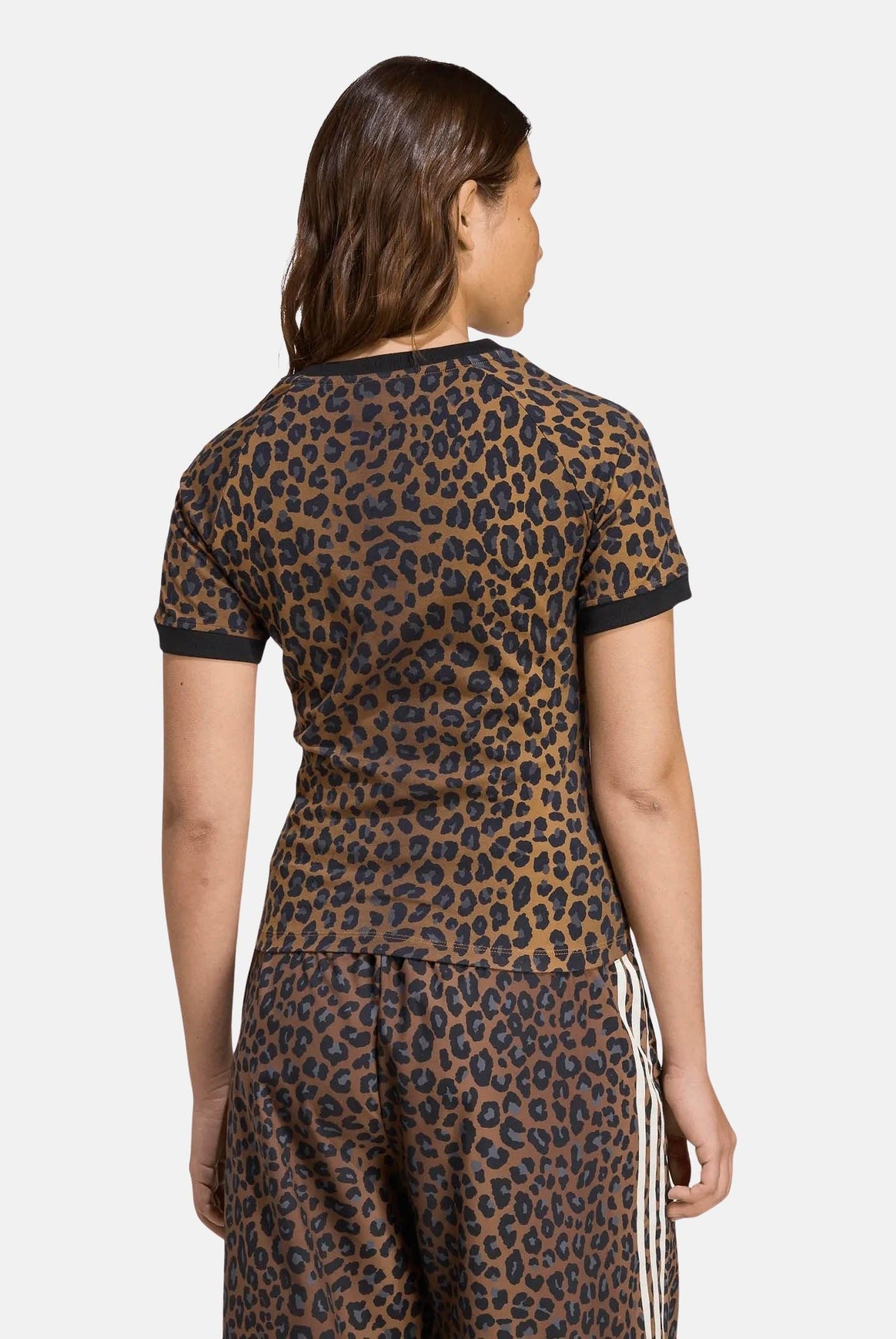 ADIDAS ORIGINALS T-shirt a manica corta Leopard Cali beige da donna JW7304 . ADIDAS ORIGINALS