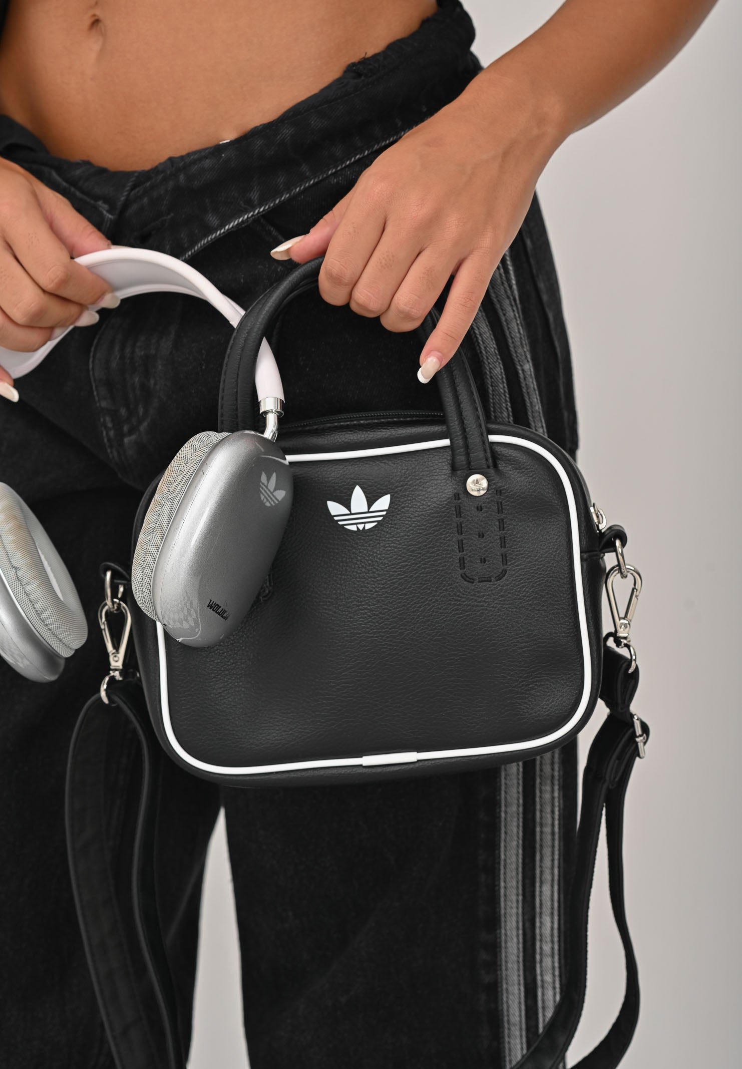 ADIDAS ORIGINALS Borsa ADICOLOR XS BAG Black nero donna. JX7872 . ADIDAS ORIGINALS