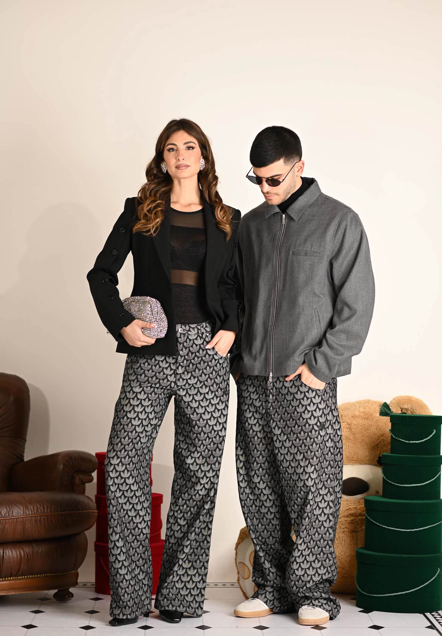 ADIDAS ORGINALS Jeans DENIM LOOSE MONOGRAM in denim nero per uomo e donna KC6380 . ADIDAS ORIGINALS