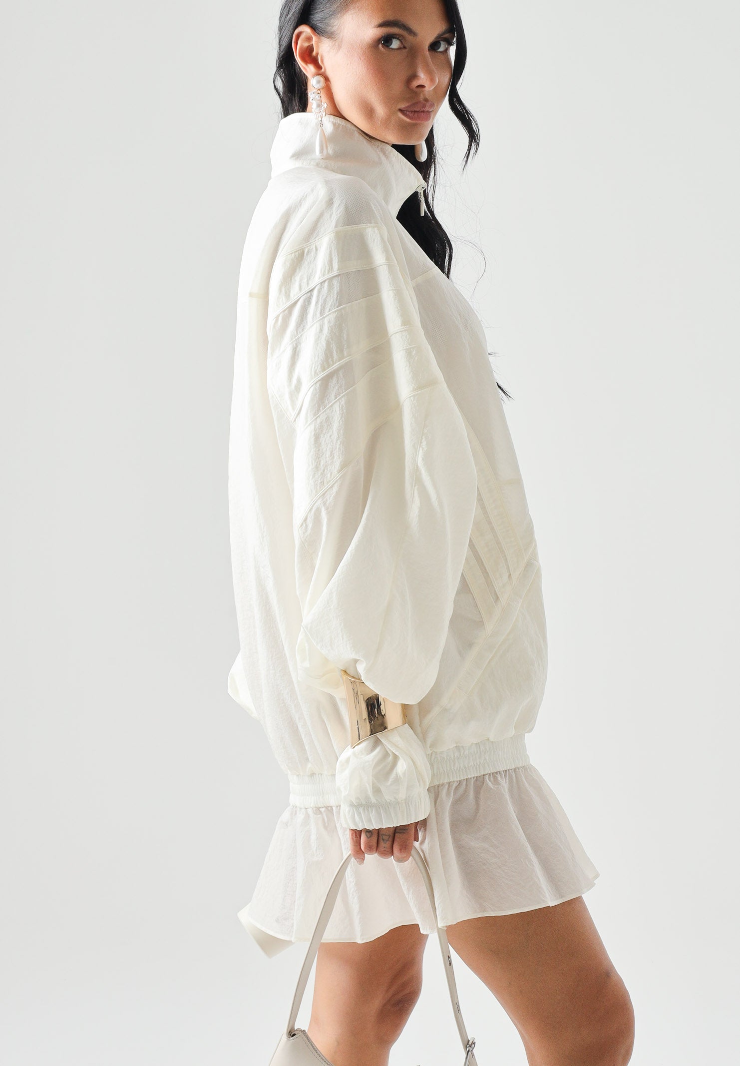 ADIDAS ORIGINALS Giubbotto SANTIAGO WOVEN biaco da donna con collo alto<BR/> KC9132 . ADIDAS ORIGINALS