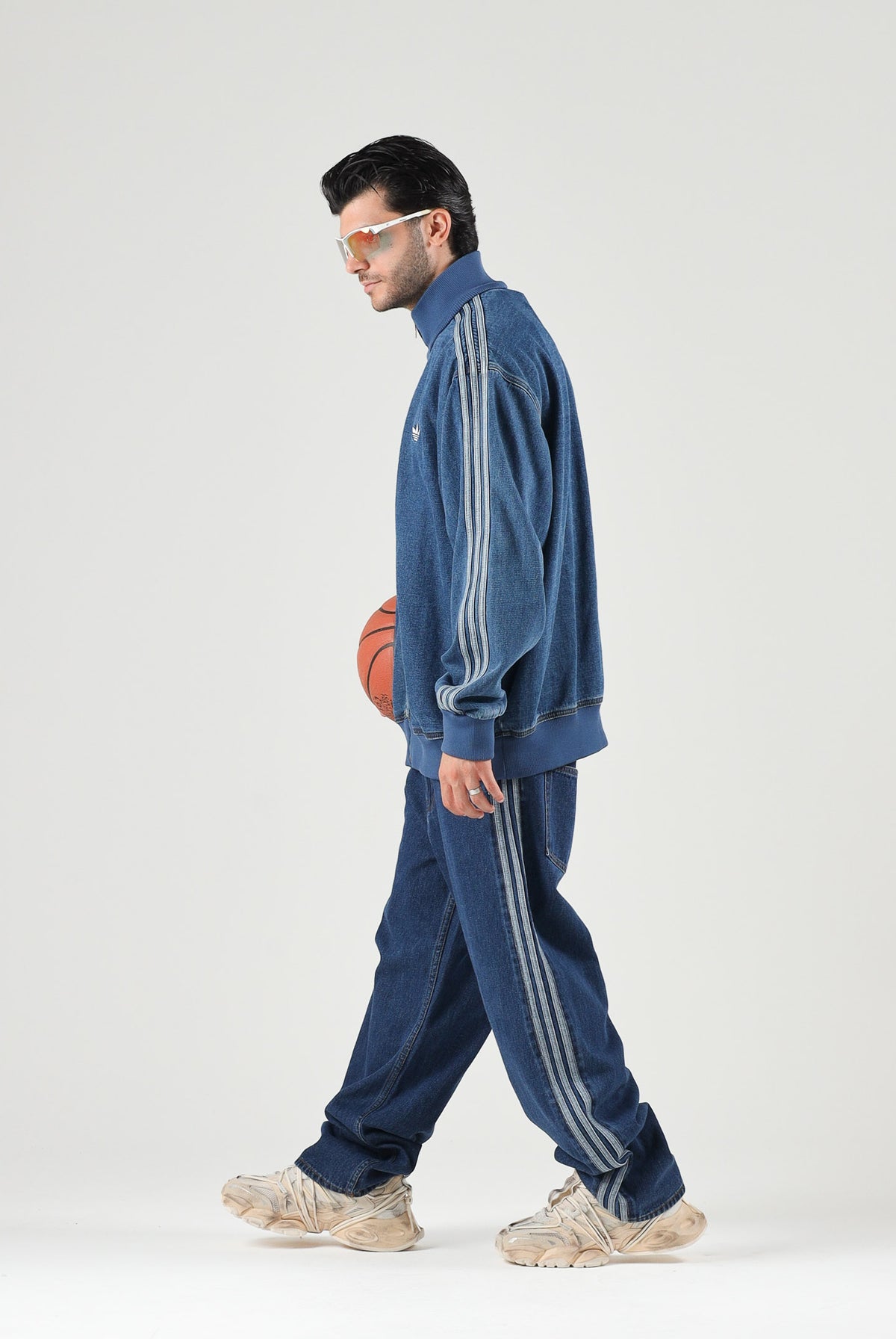 ADIDAS ORIGINALS Jeans Firebird Adicolor in denim medio da uomo KD1499 . ADIDAS ORIGINALS