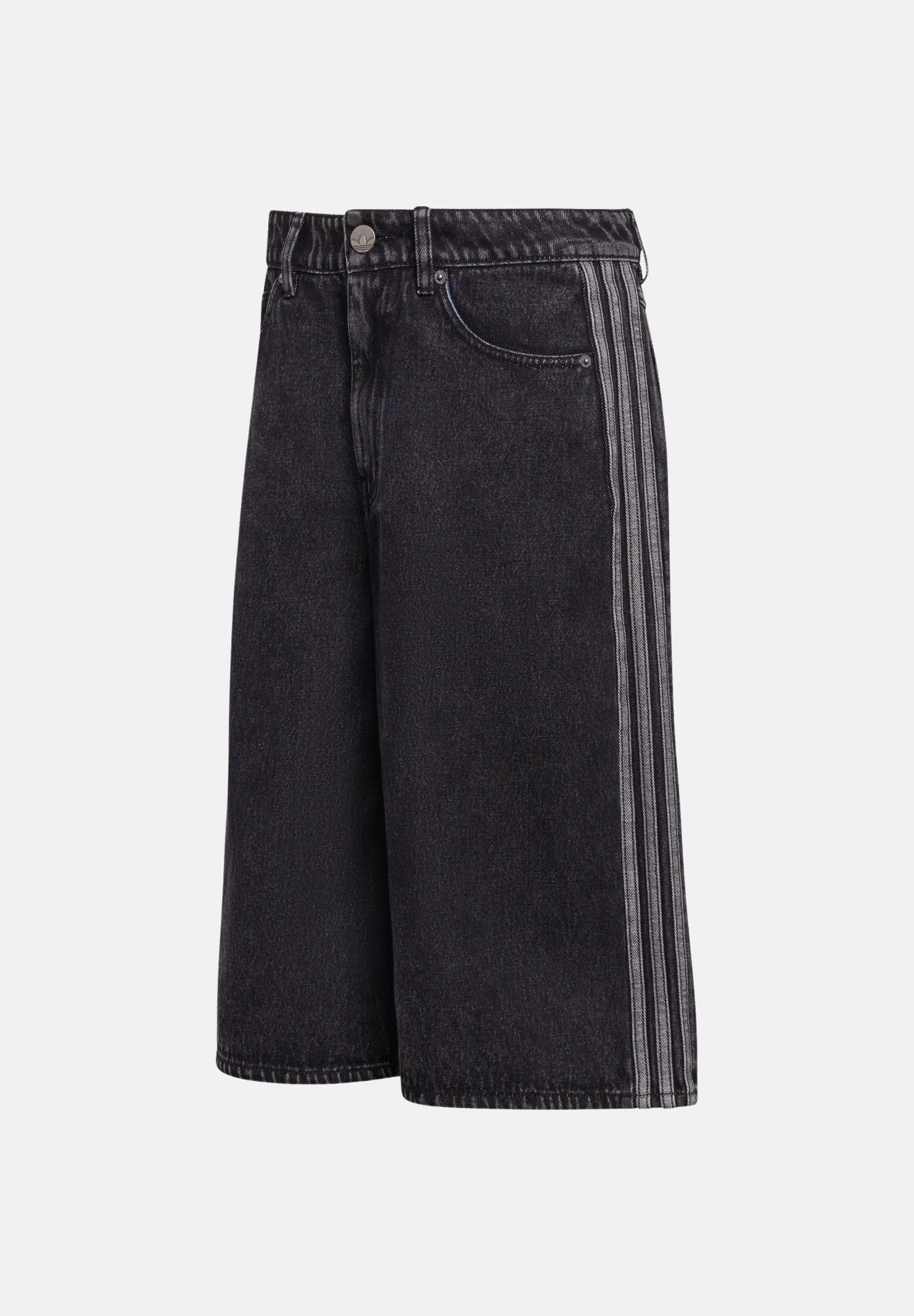 ADIDAS ORIGINALS Bermuda Firebird in denim nero da donna con iconiche 3-stripes KD2916 . ADIDAS ORIGINALS
