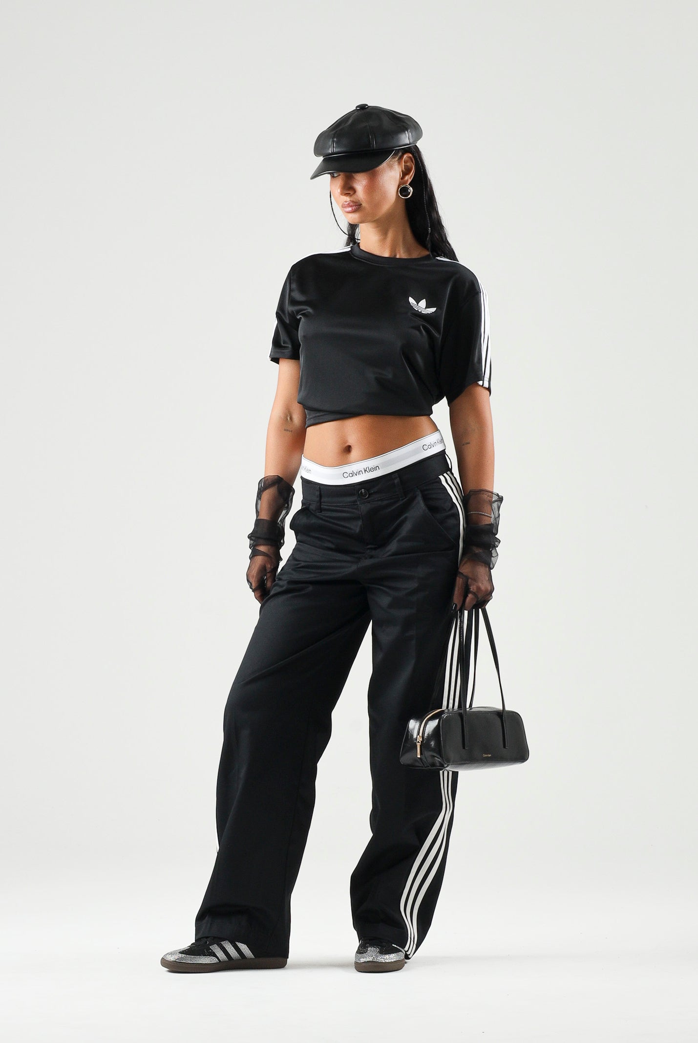 ADIDAS ORIGINALS T-shirt a manica corta FIREBIRD nera da donna KD5574 . ADIDAS ORIGINALS