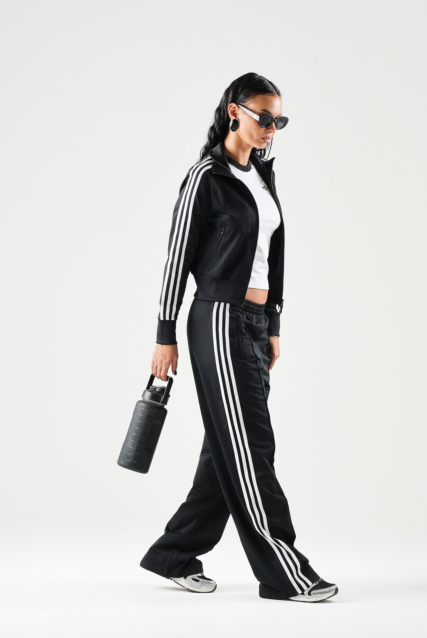 ADIDAS ORIGINALS Pantaloni Fiirebird colore basico nero, donna KD7976 . ADIDAS ORIGINALS