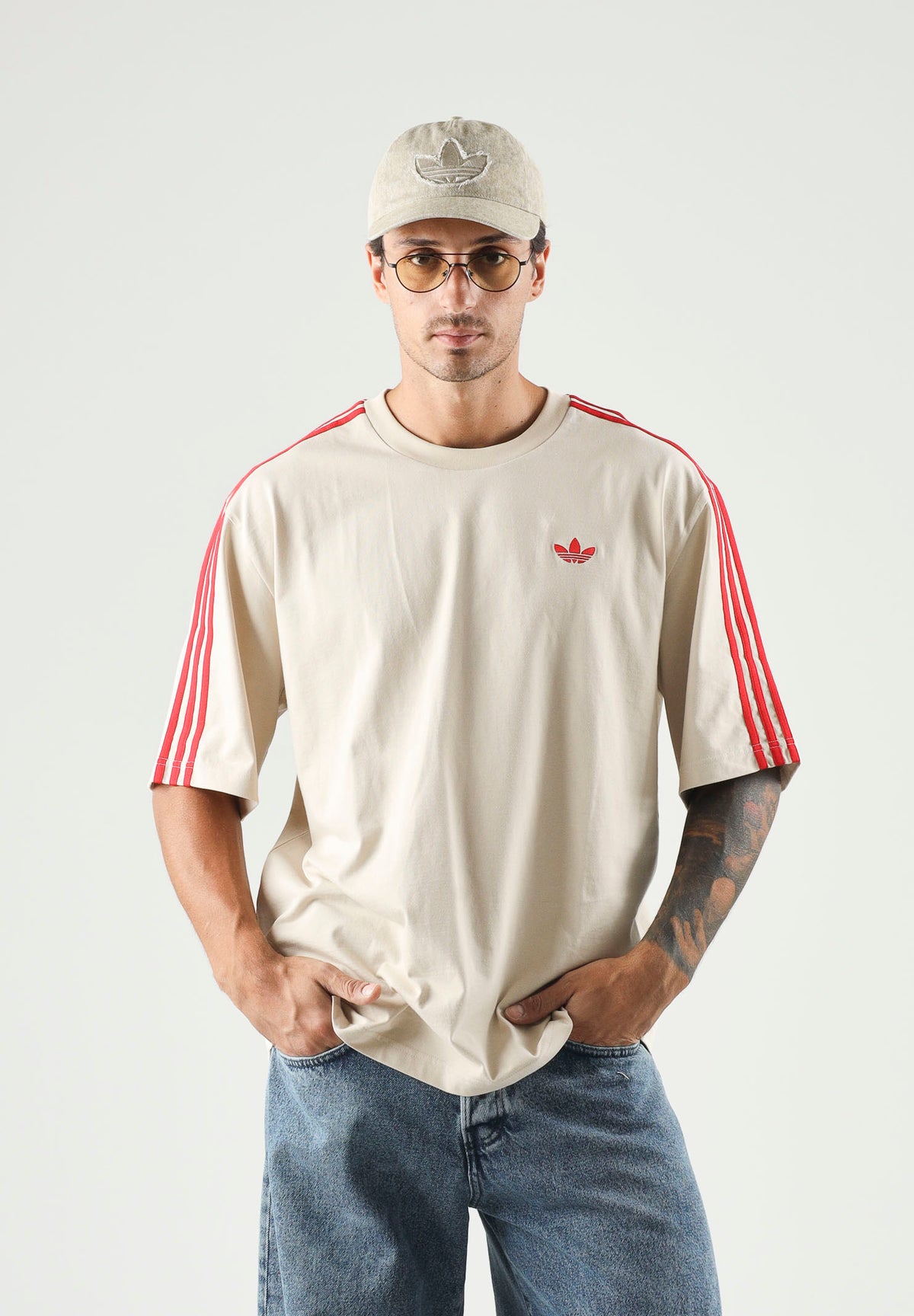 ADIDAS ORIGINALS T-shirt ADICOLOR Crystal Linen beige da uomo con iconiche 3-stripes KE1589 . ADIDAS ORIGINALS