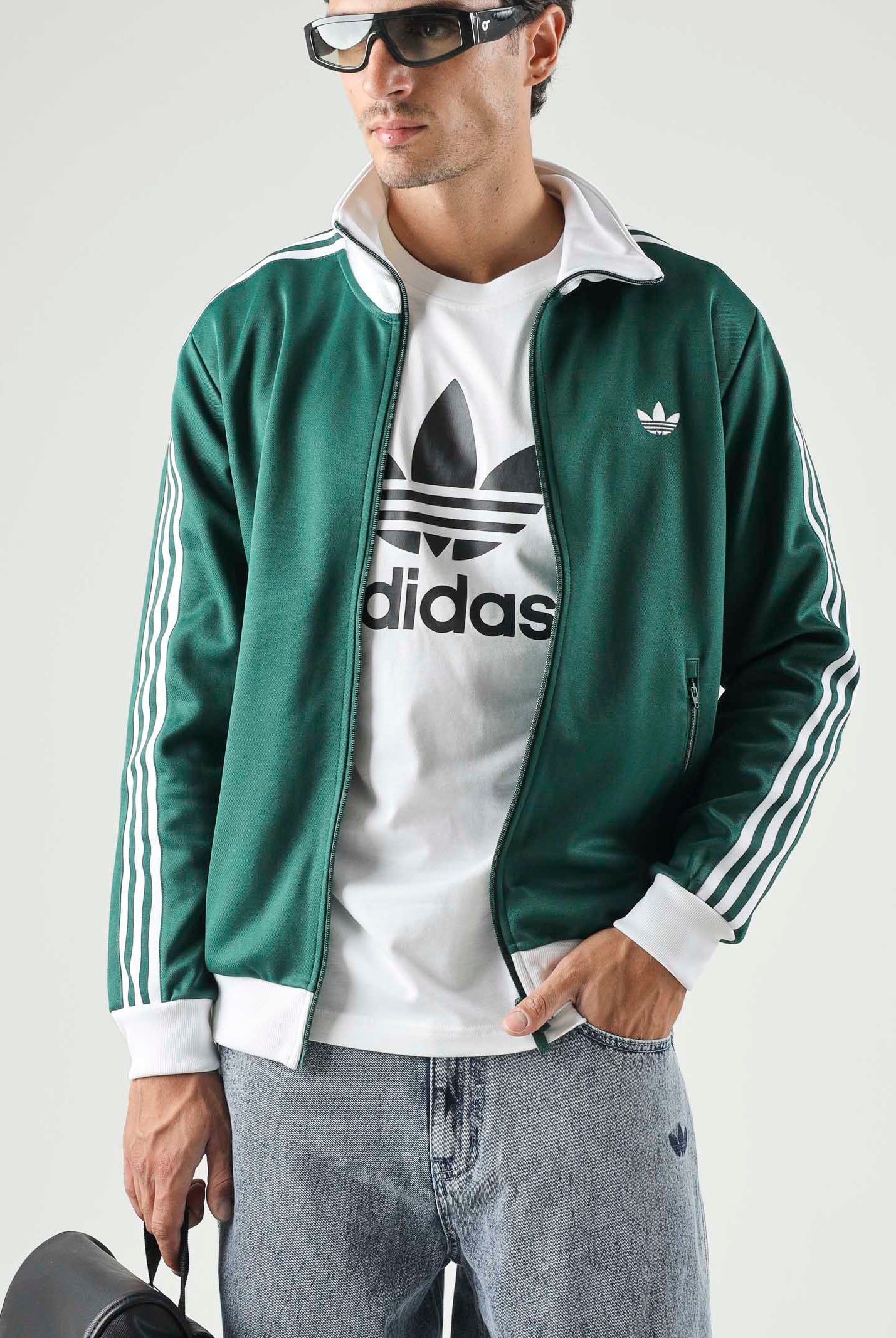 ADIDAS ORIGINALS Felpa con zip Track Top Iconico collegiate green e white, colore basico verde, uomo. KE1666 . ADIDAS ORIGINALS