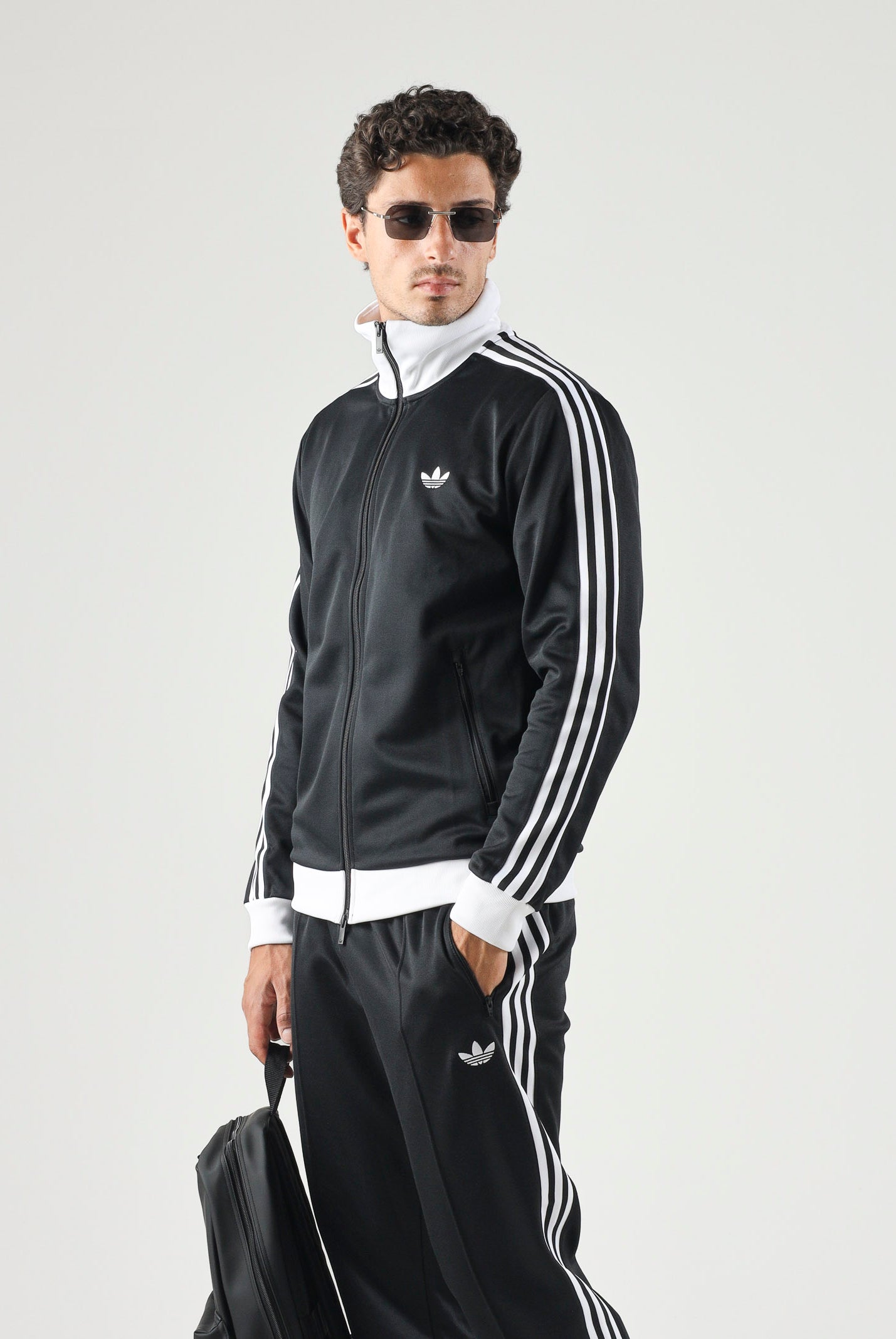 ADIDAS ORIGINALS Felpa con zip CLASSIC TRACK TOP Black, da uomo KE3527 . ADIDAS ORIGINALS