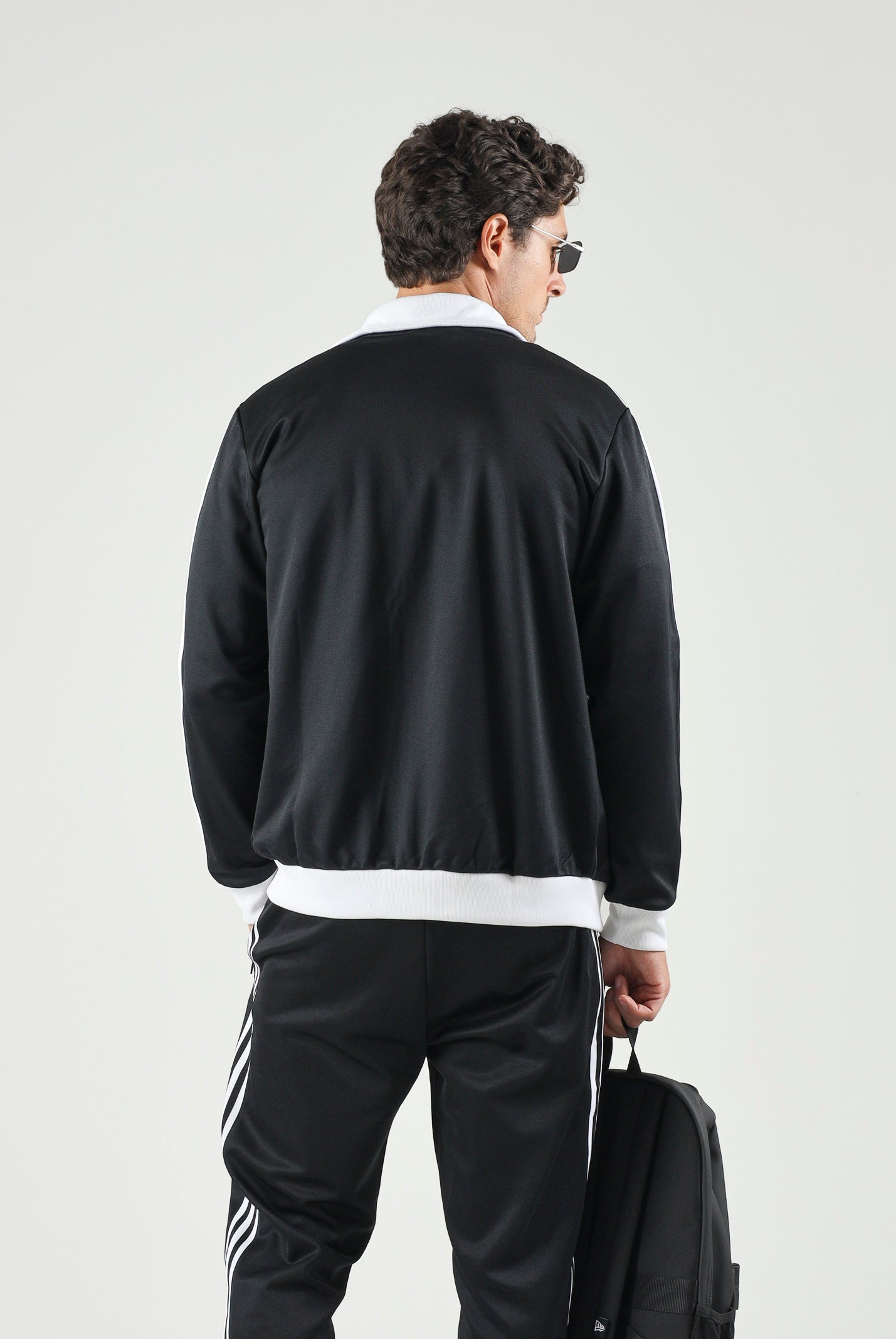 ADIDAS ORIGINALS Felpa con zip CLASSIC TRACK TOP Black, da uomo KE3527 . ADIDAS ORIGINALS