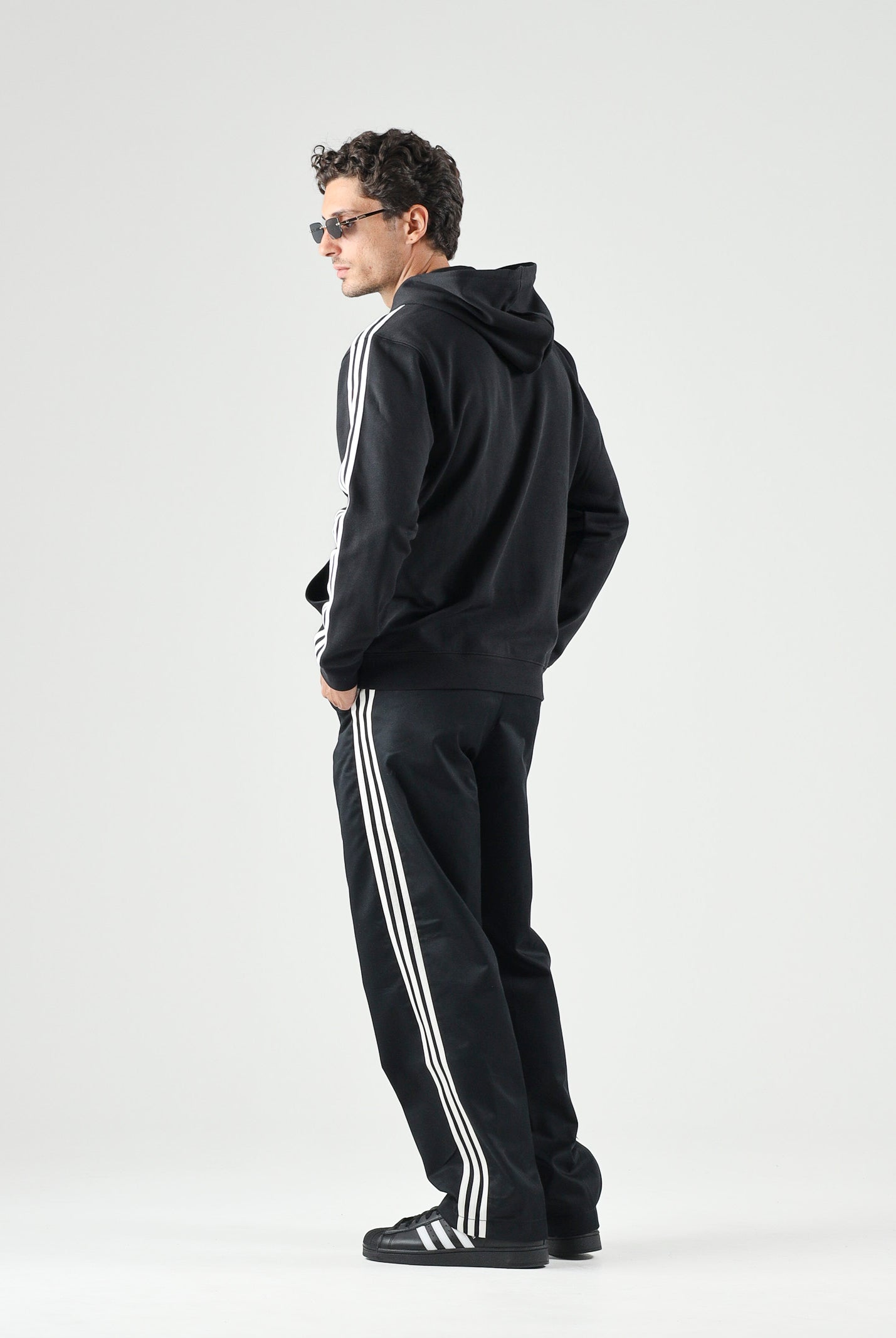 ADIDAS ORIGINALS Felpa con cappuccio HOODIE 3 STRIPES Black, nero, uomo. KE3557 . ADIDAS ORIGINALS