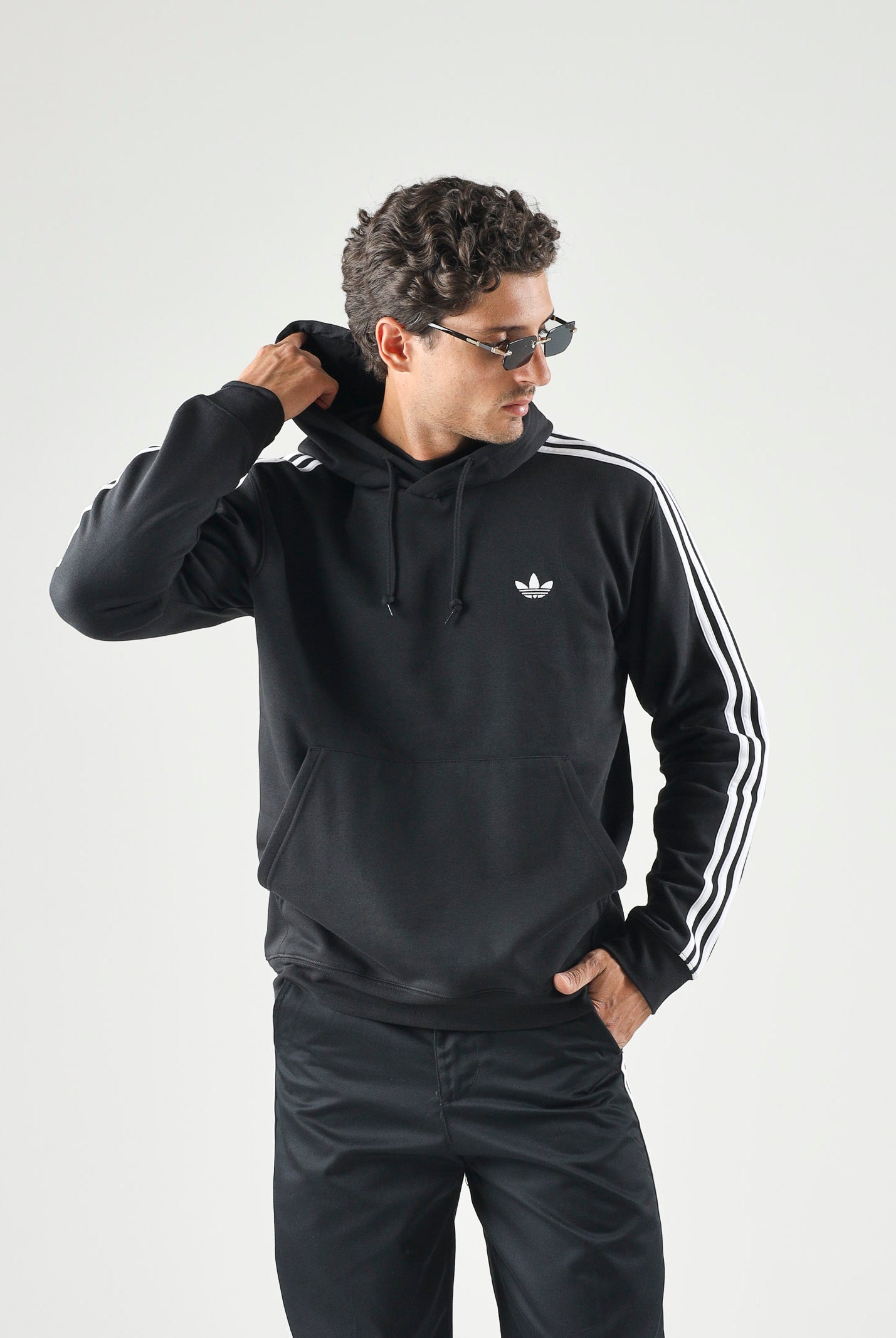 ADIDAS ORIGINALS Felpa con cappuccio HOODIE 3 STRIPES Black, nero, uomo. KE3557 . ADIDAS ORIGINALS
