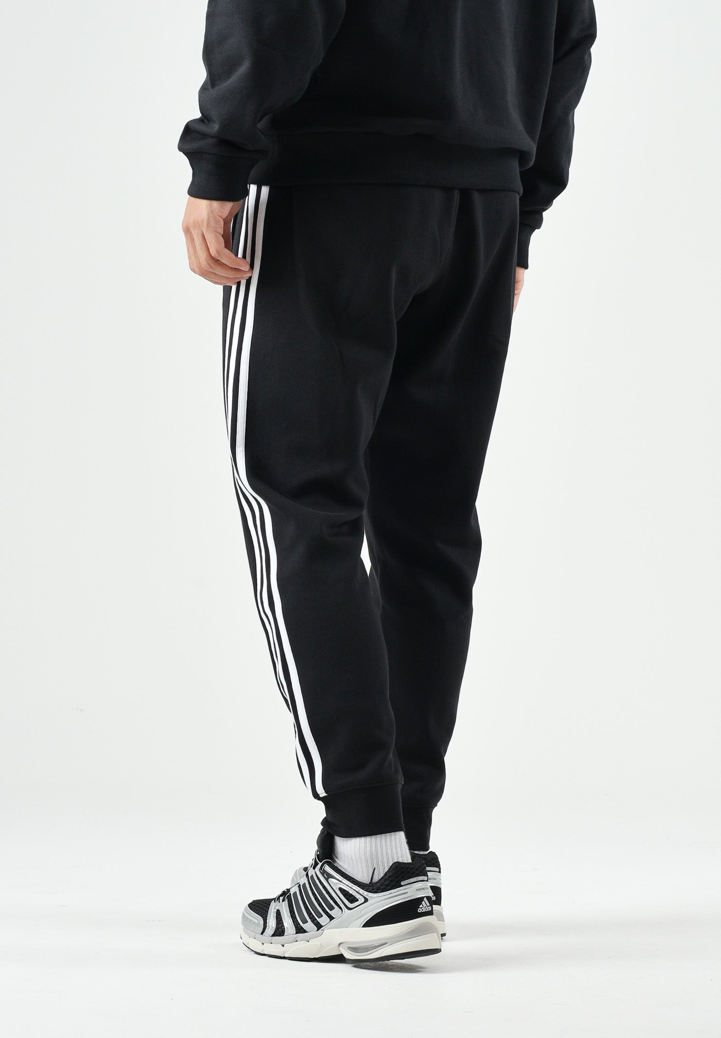 ADIDAS ORIGINALS pantaloni sportivi Pantaloni da tuta 3-Stripes black nero uomo. KE3562 . ADIDAS ORIGINALS