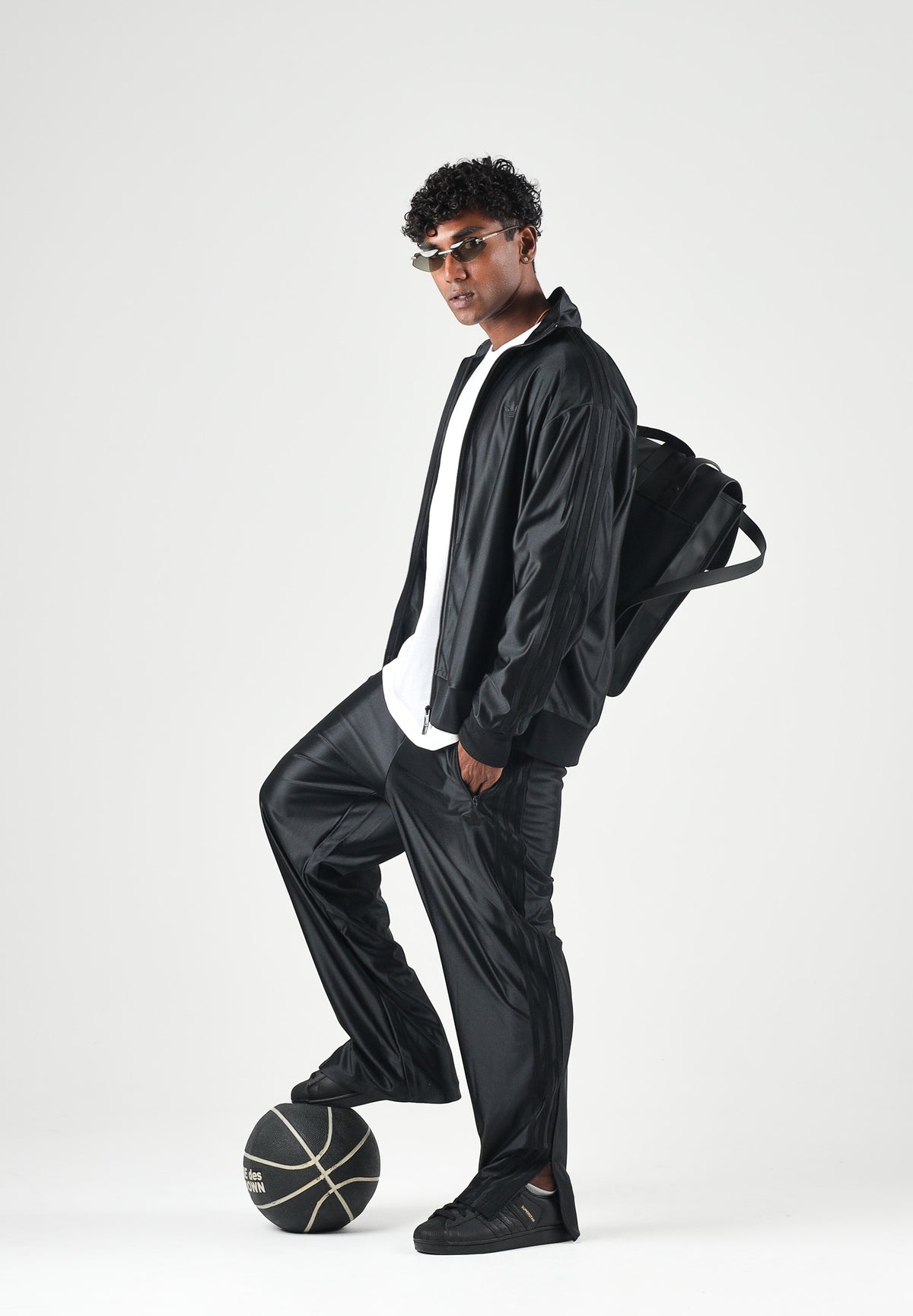 ADIDAS ORIGINALS Pantaloni sportivi FIREBIRD METALLIC TRACK neri per uomo e donna KE4168 . ADIDAS ORIGINALS