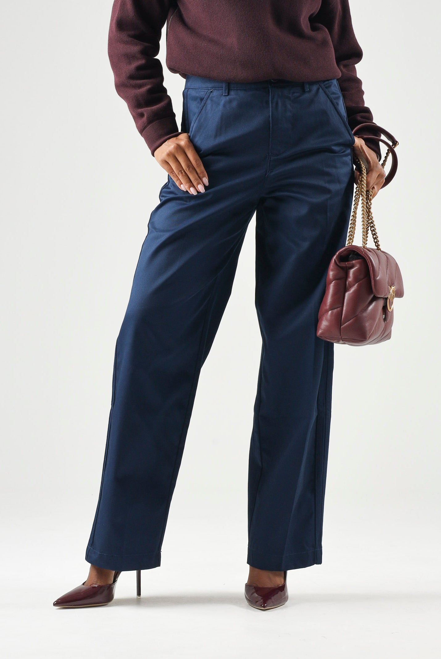 ADIDAS ORIGINALS Pantaloni casual 3-Stripes Pleated Pants nindig blu, colore basico blu, per uomo e donna. KE4176 . ADIDAS ORIGINALS