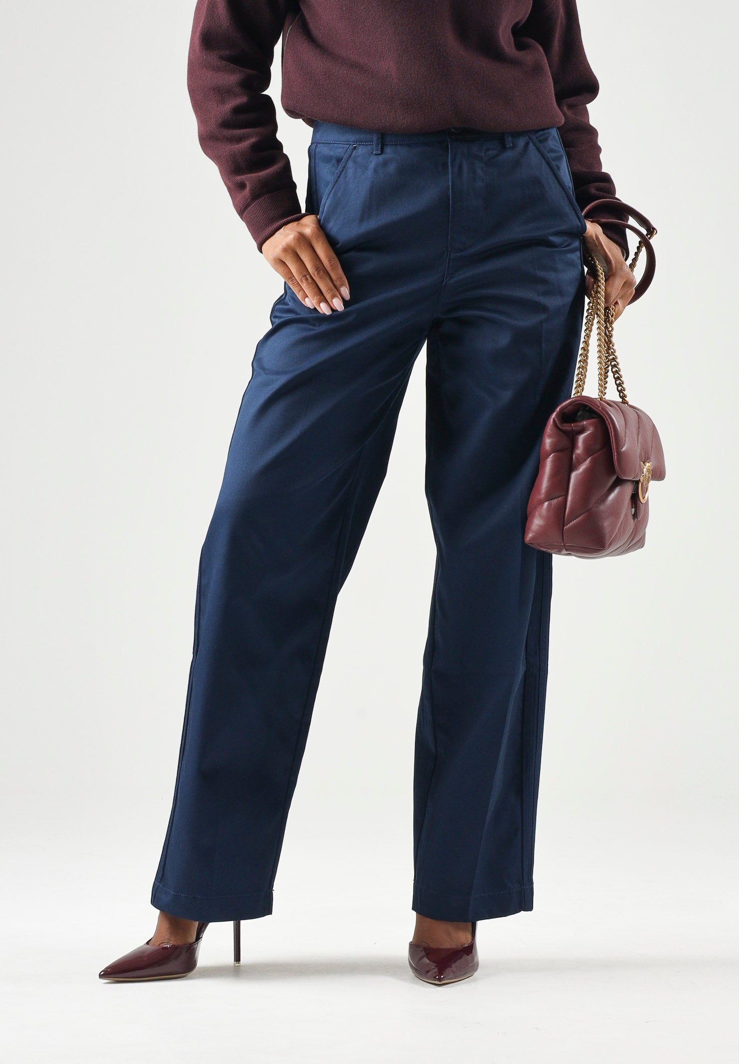 ADIDAS ORIGINALS Pantaloni casual 3-Stripes Pleated Pants nindig blu, colore basico blu, per uomo e donna. KE4176 . ADIDAS ORIGINALS