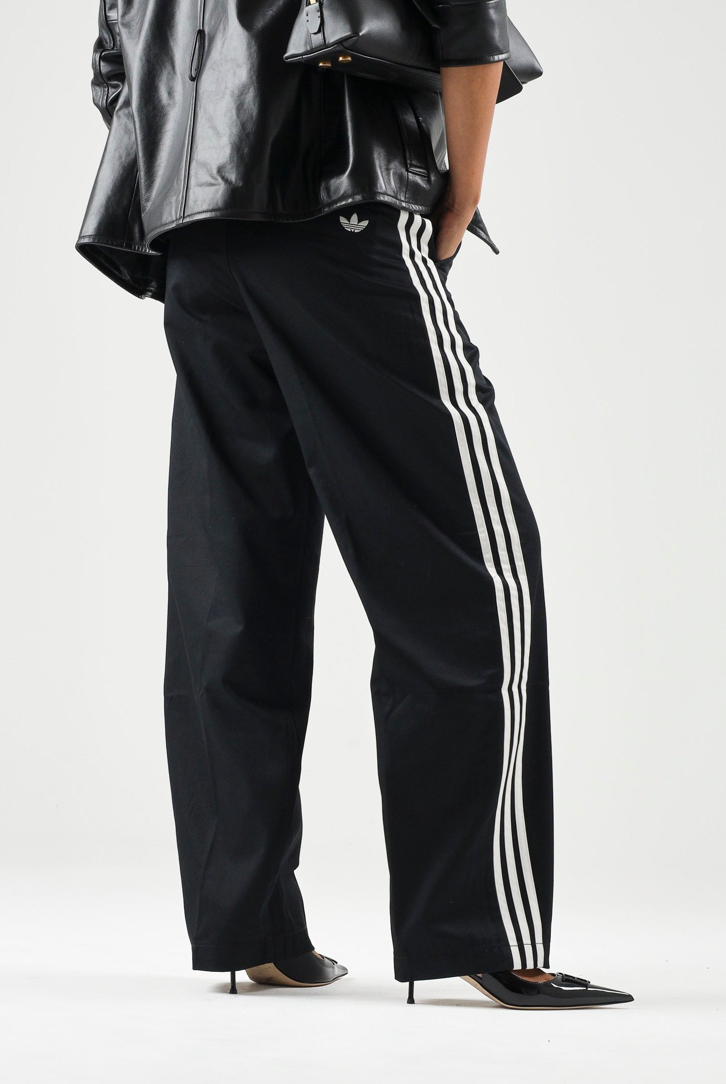 ADIDAS ORIGINALS Pantaloni PLEATED 3 stripes per uomo e donna KE4177 . ADIDAS ORIGINALS