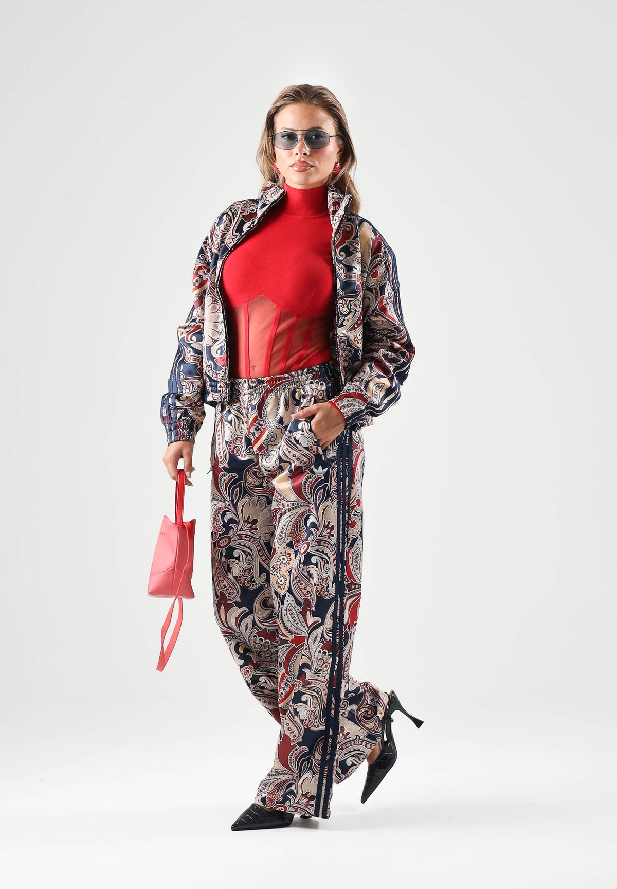 ADIDAS ORIGINALS Pantaloni WIDE LEG PAISLEY multicolore per donna con stampa all-over, effetto acetato KH0764 . ADIDAS ORIGINALS