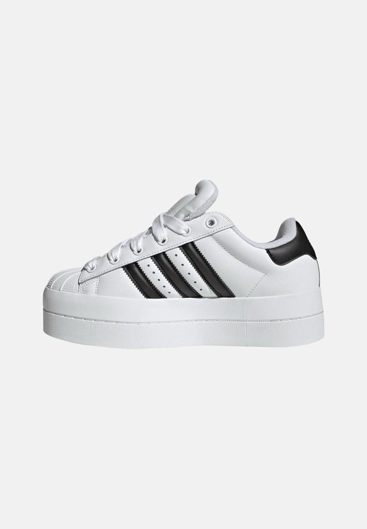 ADIDAS ORIGINALS Sneakers SUPERSTAR bold white per uomo e donna con platform rialzato e dettagli neri. KI1925 . ADIDAS ORIGINALS
