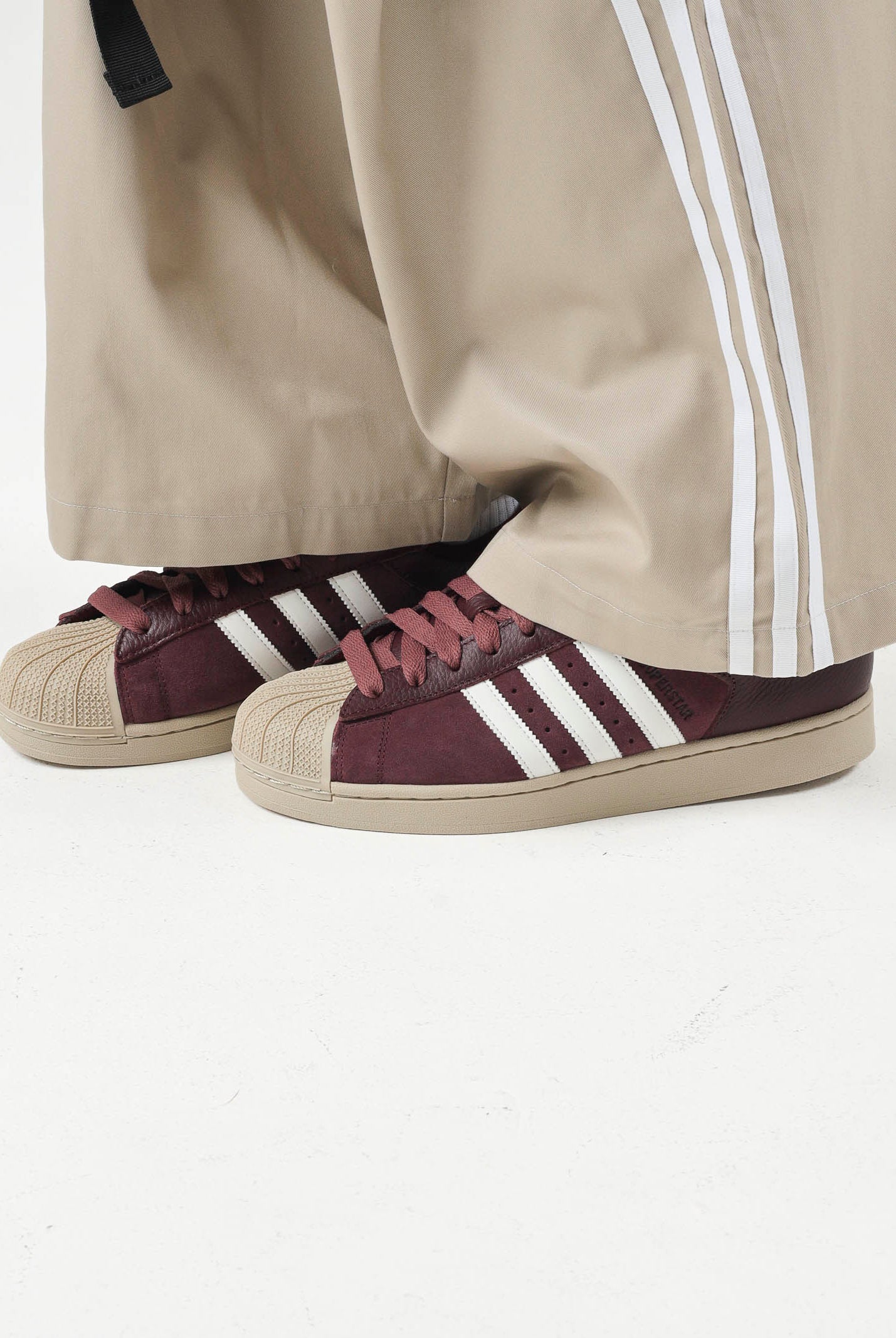 ADIDAS ORIGINALS Sneakers SUPERSTAR II Maroon bordeaux da uomo con iconche 3-stripes KJ9949 . ADIDAS ORIGINALS